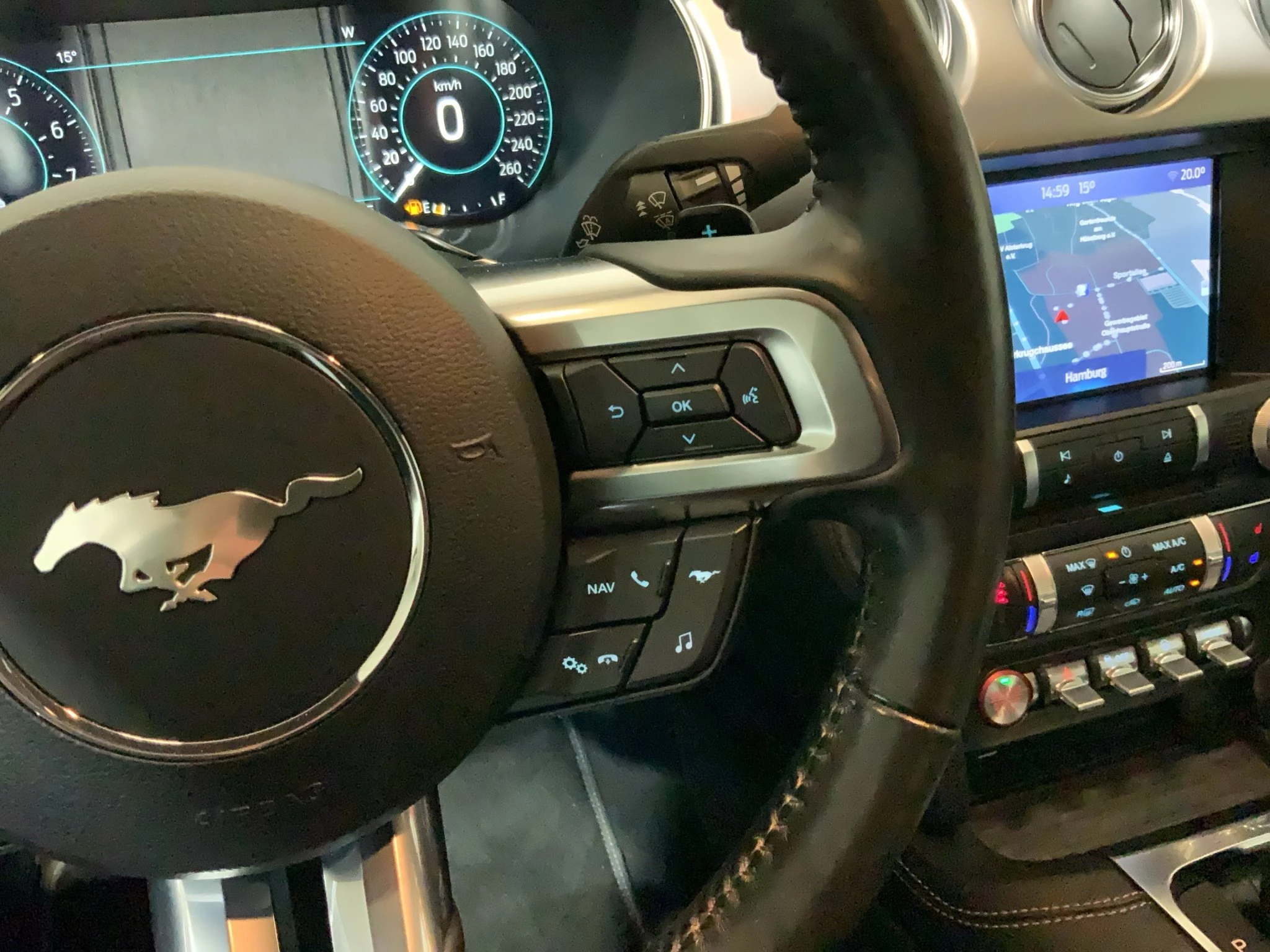 Ford-Mustang-image-17