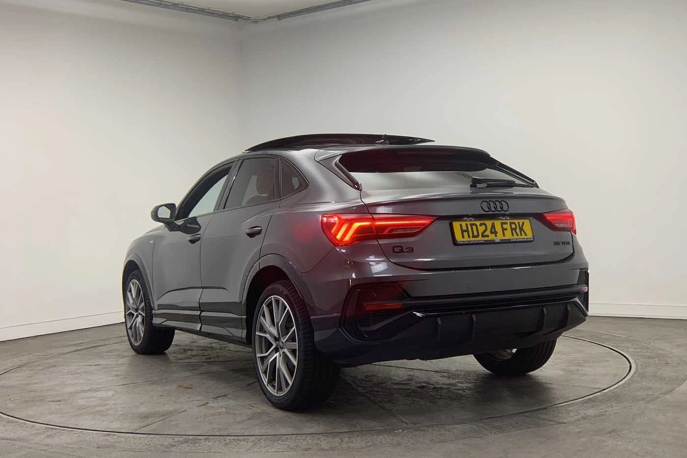 Audi-Q3-image-2