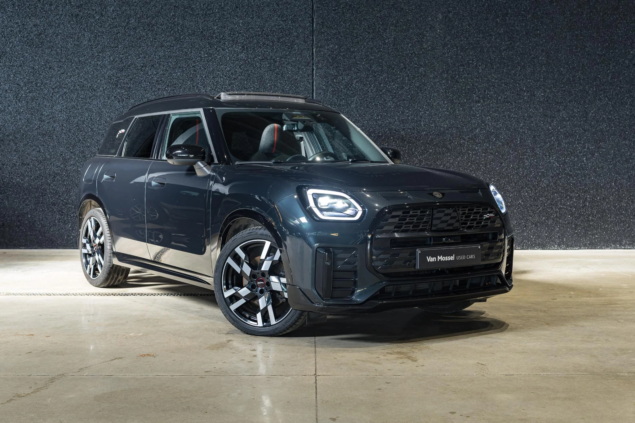 MINI-Countryman-image-2