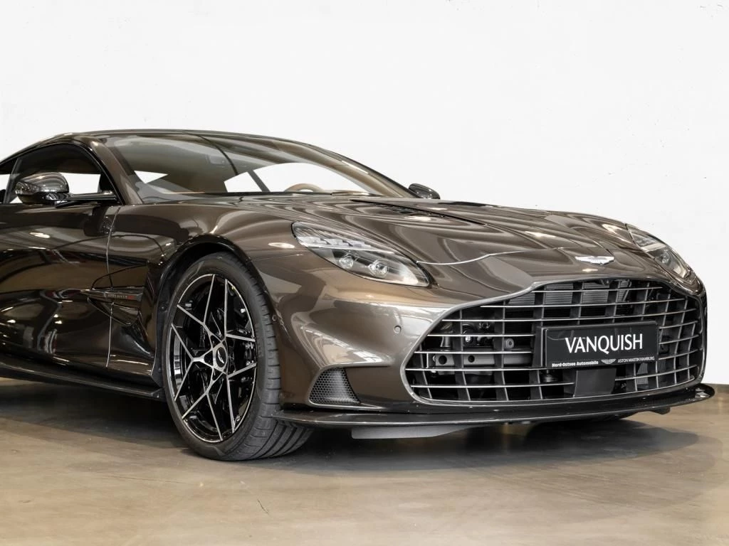 Aston Martin Vanquish Coupe Aston Martin Hamburg