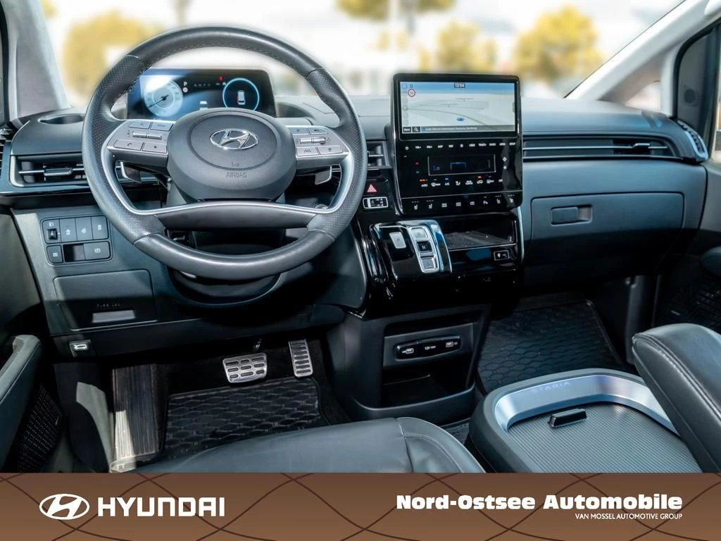 Hyundai Staria 2.2 CRDi SIGNATURE 4WD (7-Sitzer) LED