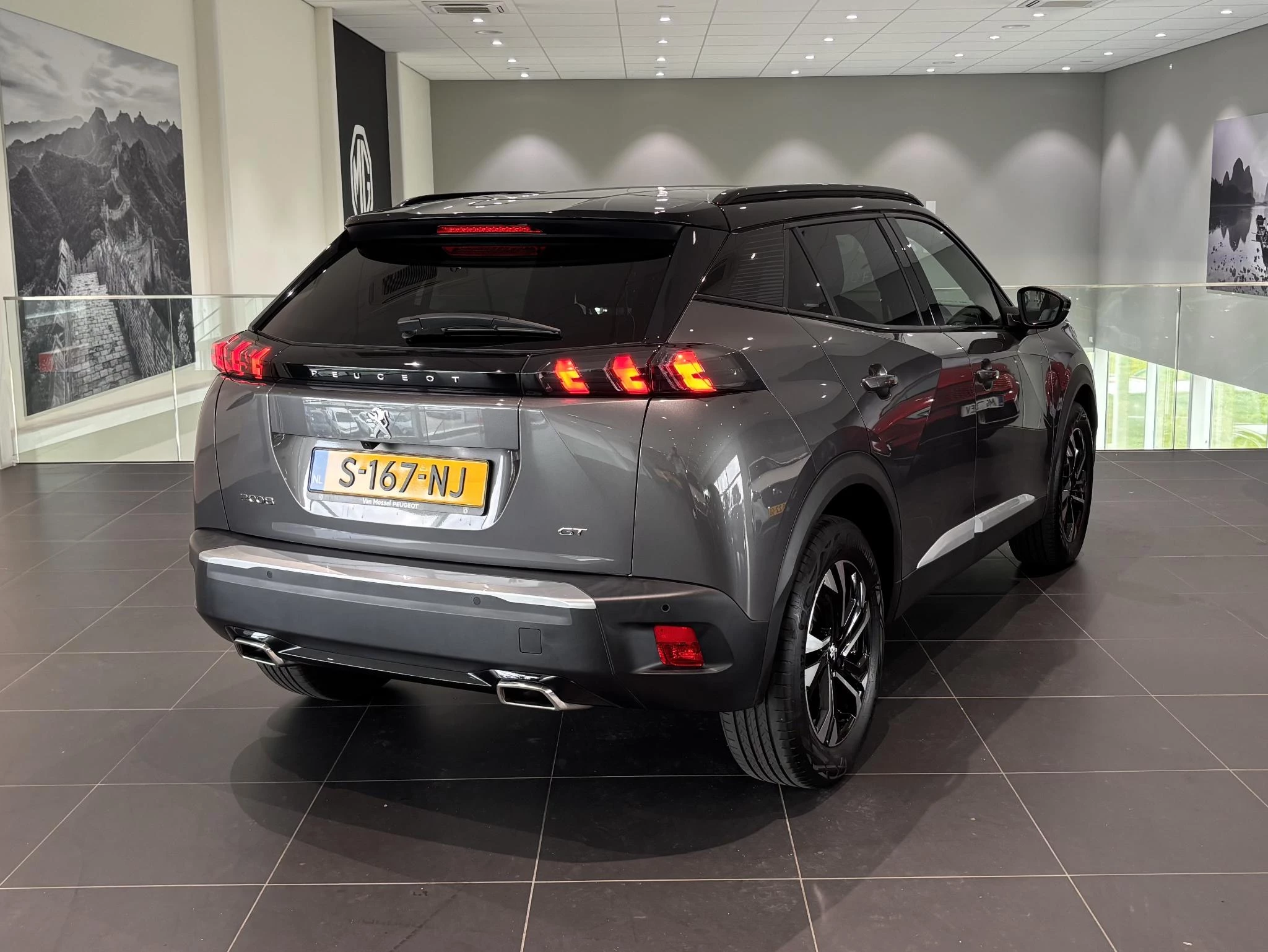 Peugeot-2008-image-6