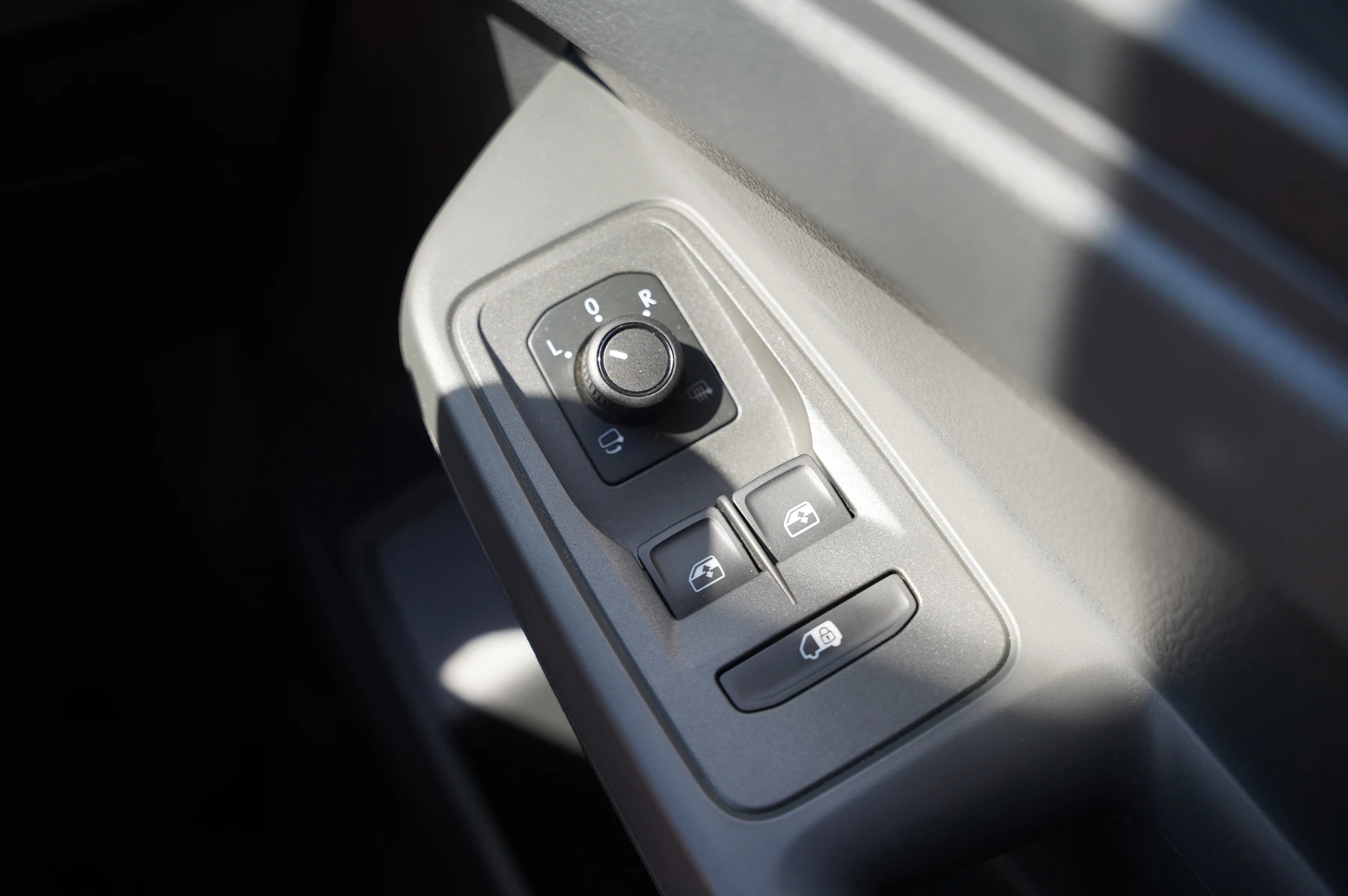 Volkswagen-Caddy-image-17
