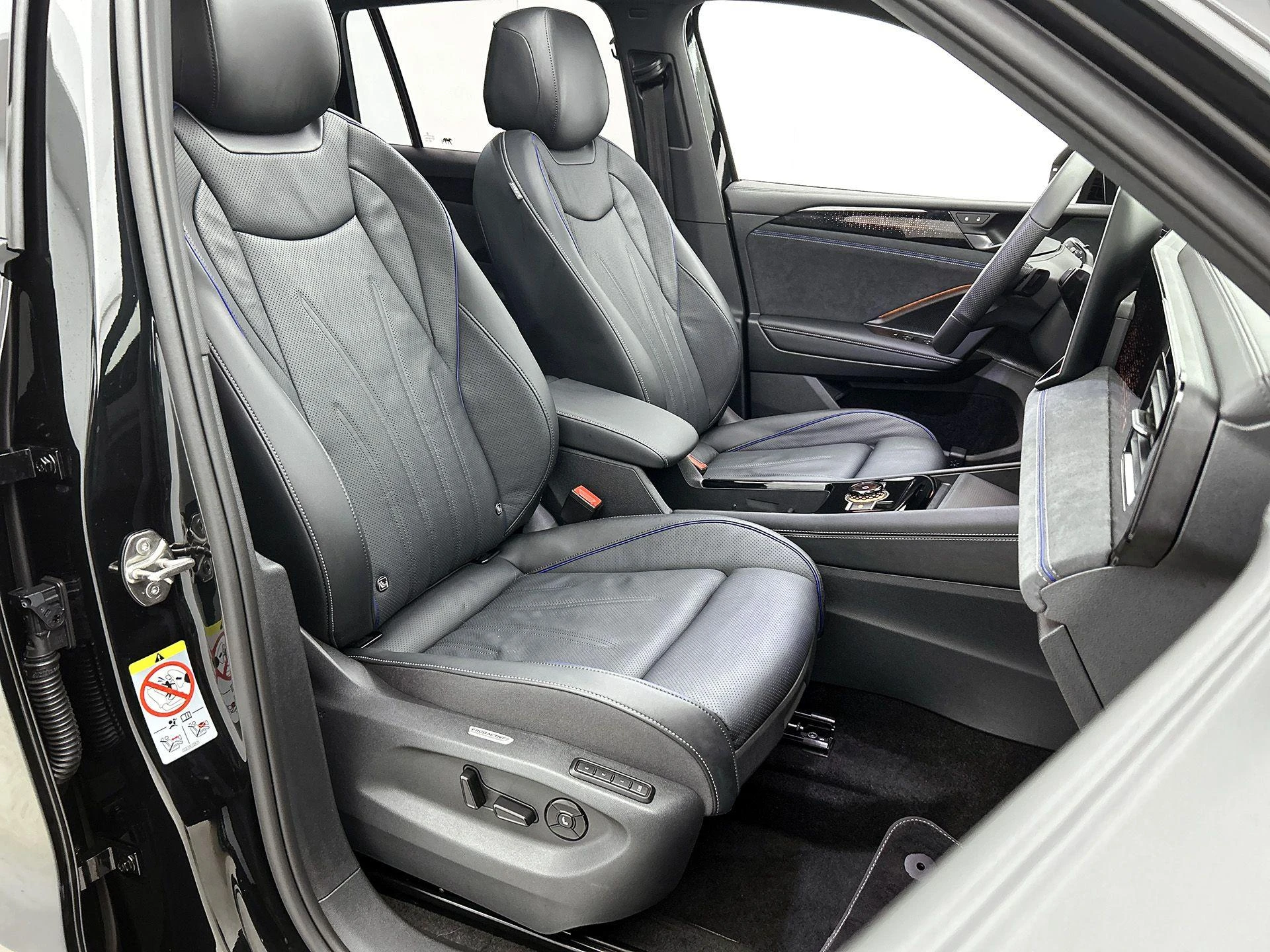 Volkswagen-Tiguan-image-50