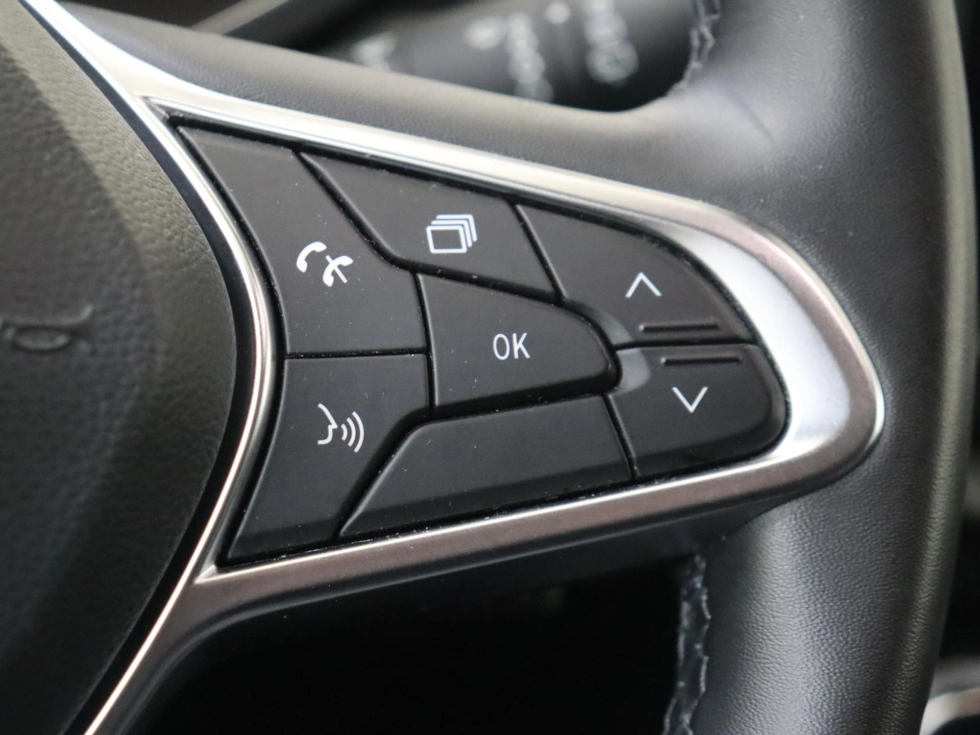 Renault-Captur-image-17