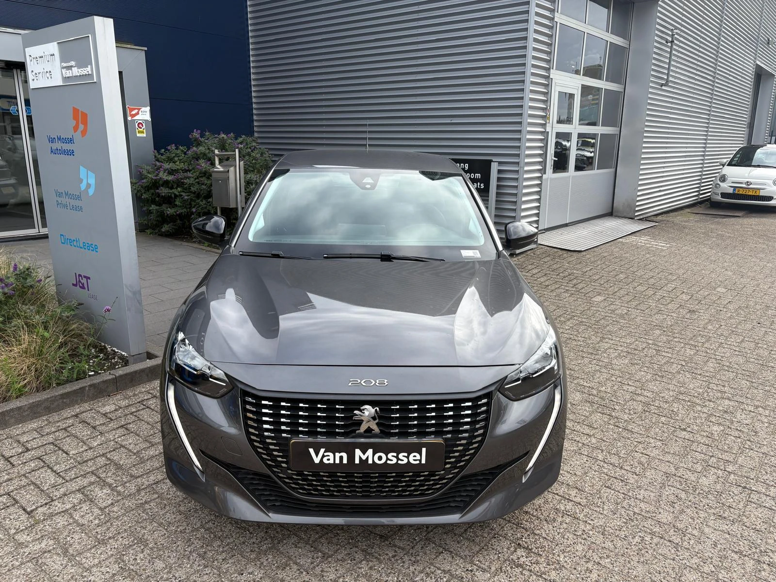 Peugeot-208-image-4
