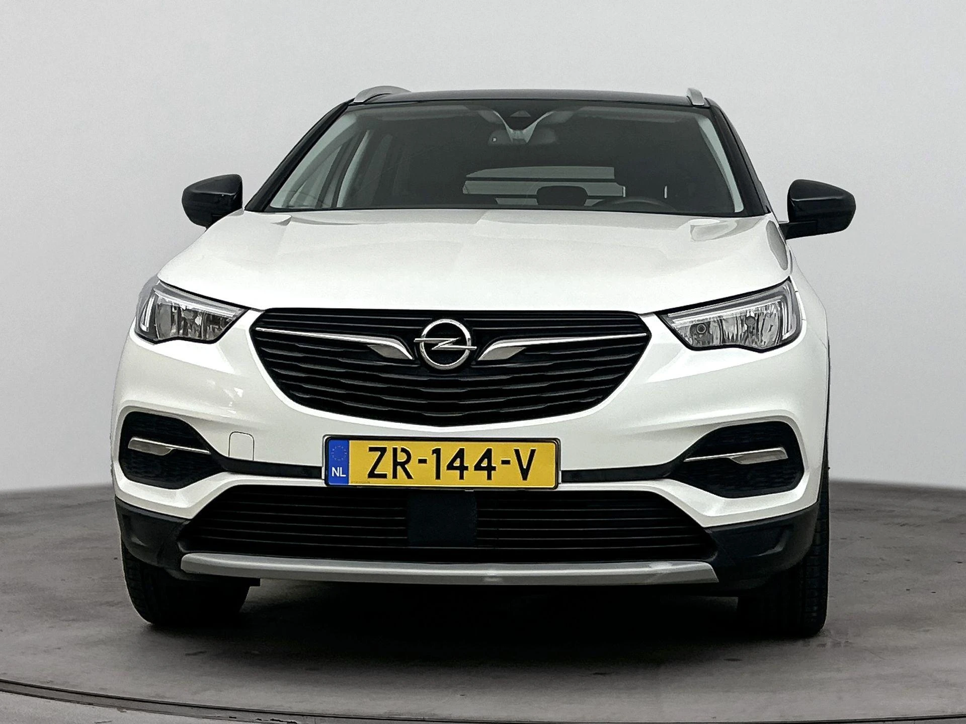 Opel-Grandland X-image-4