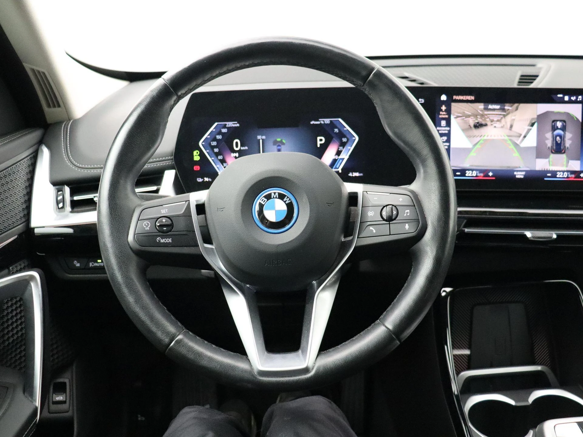 BMW-iX1-image-15