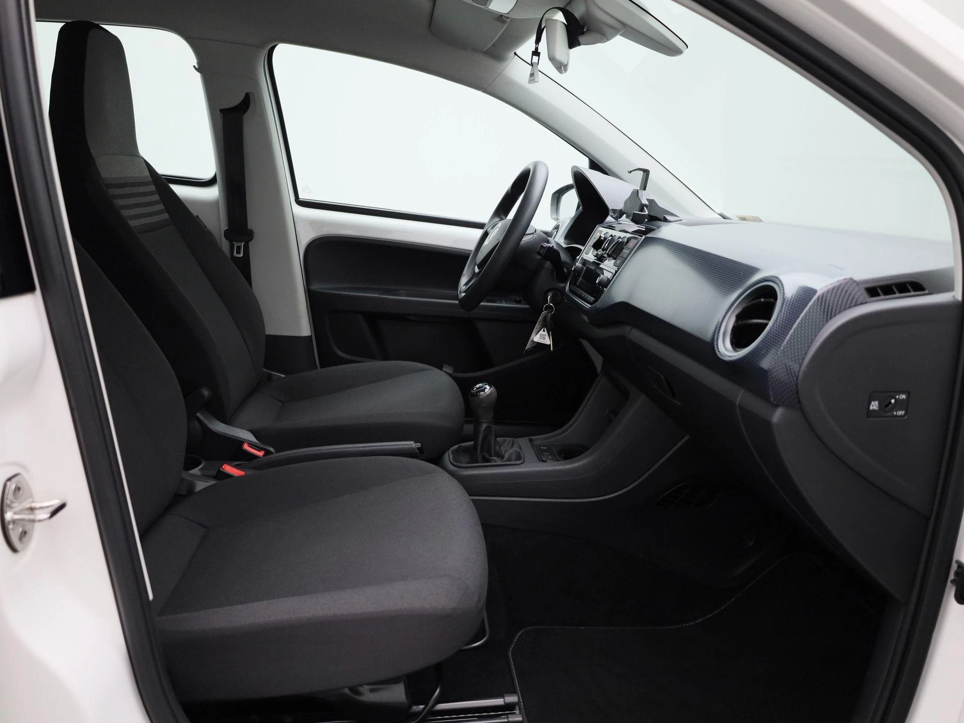Volkswagen up! 1.0 BMT move up!