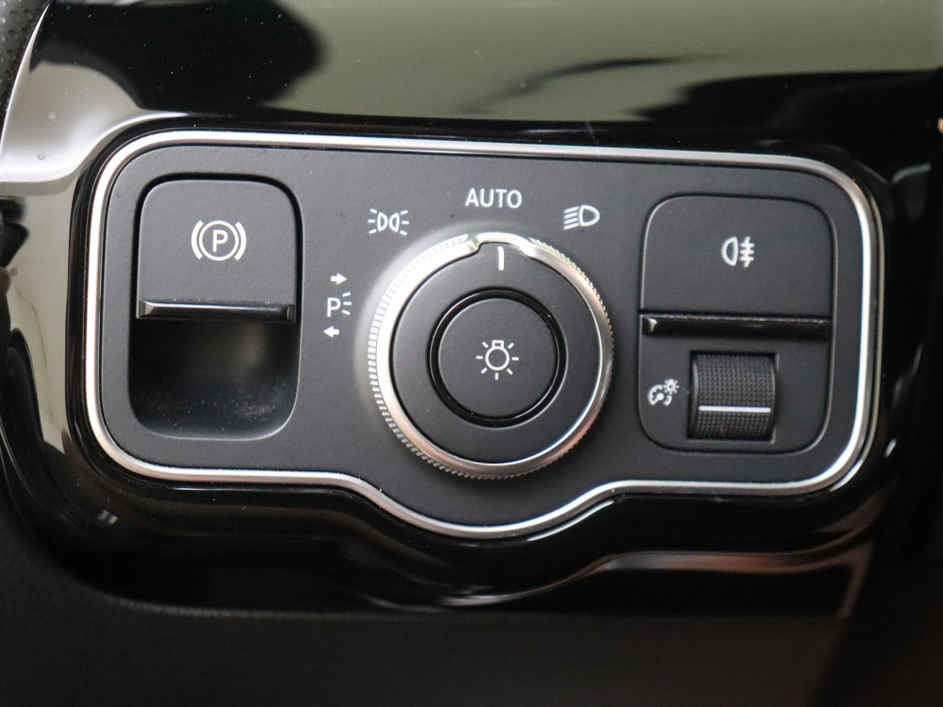 Mercedes-Benz-A-Klasse-image-23