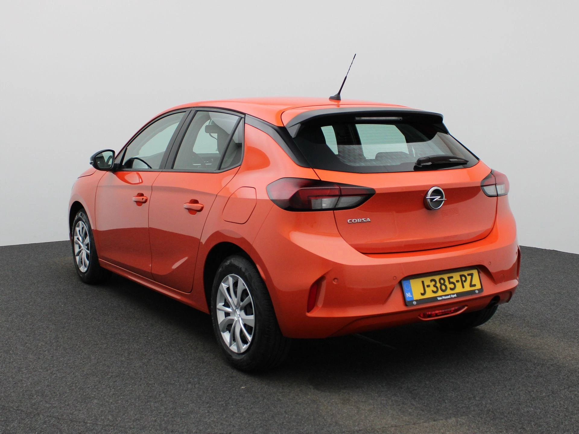 Opel-Corsa-image-1