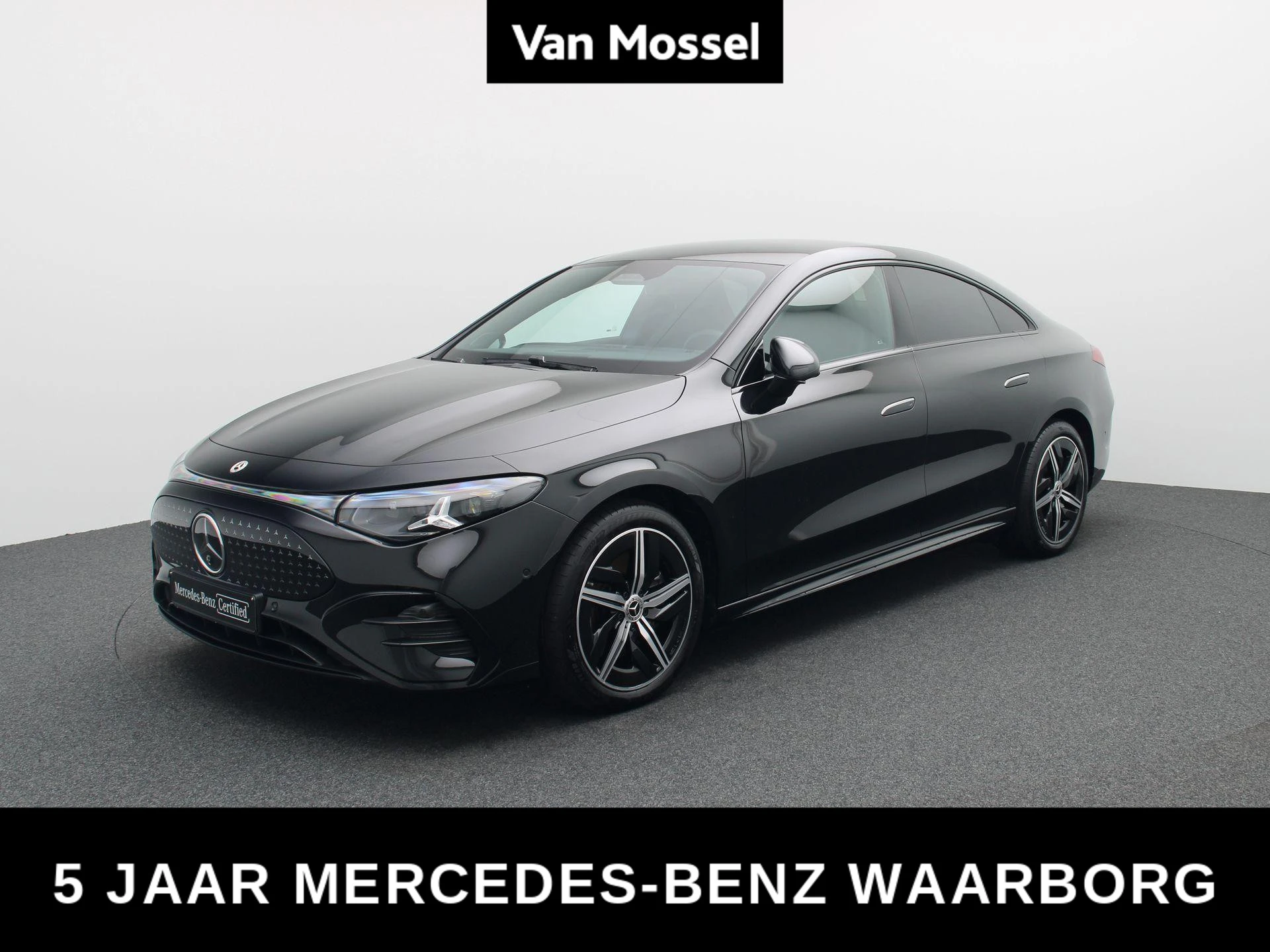 Mercedes-Benz-CLA-image-0