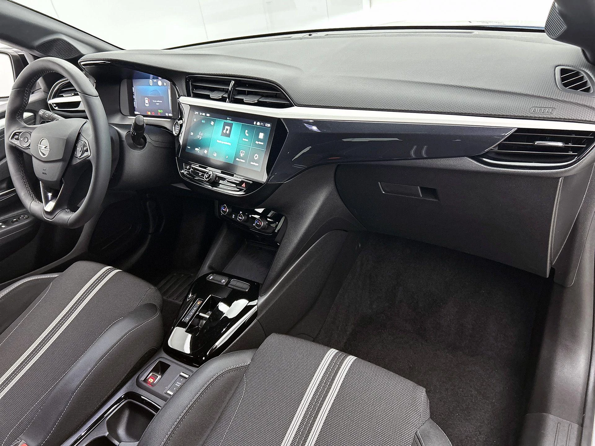 Opel Corsa 1.2 Turbo Hybrid GS