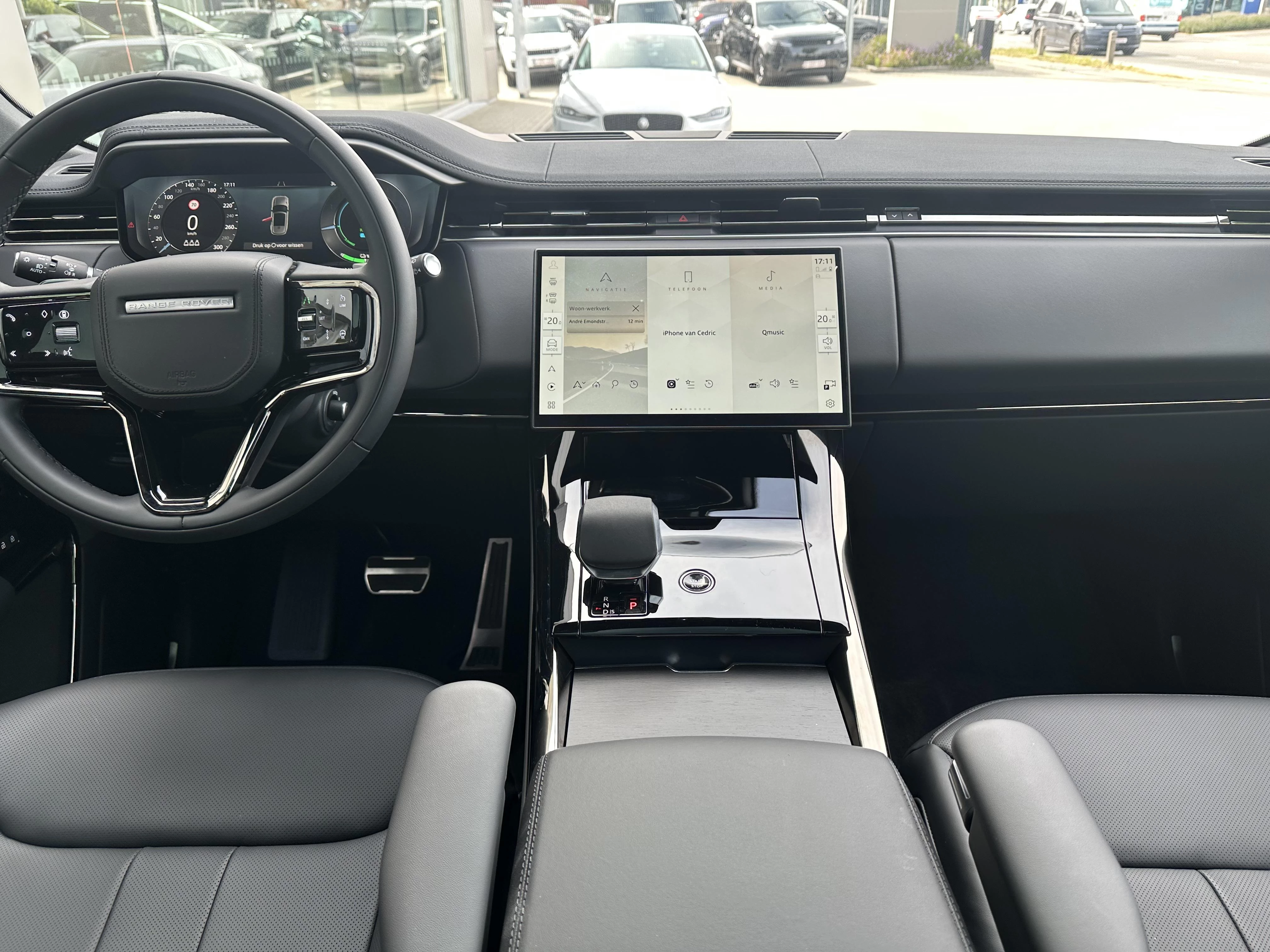 Land Rover-Range Rover Sport-image-11