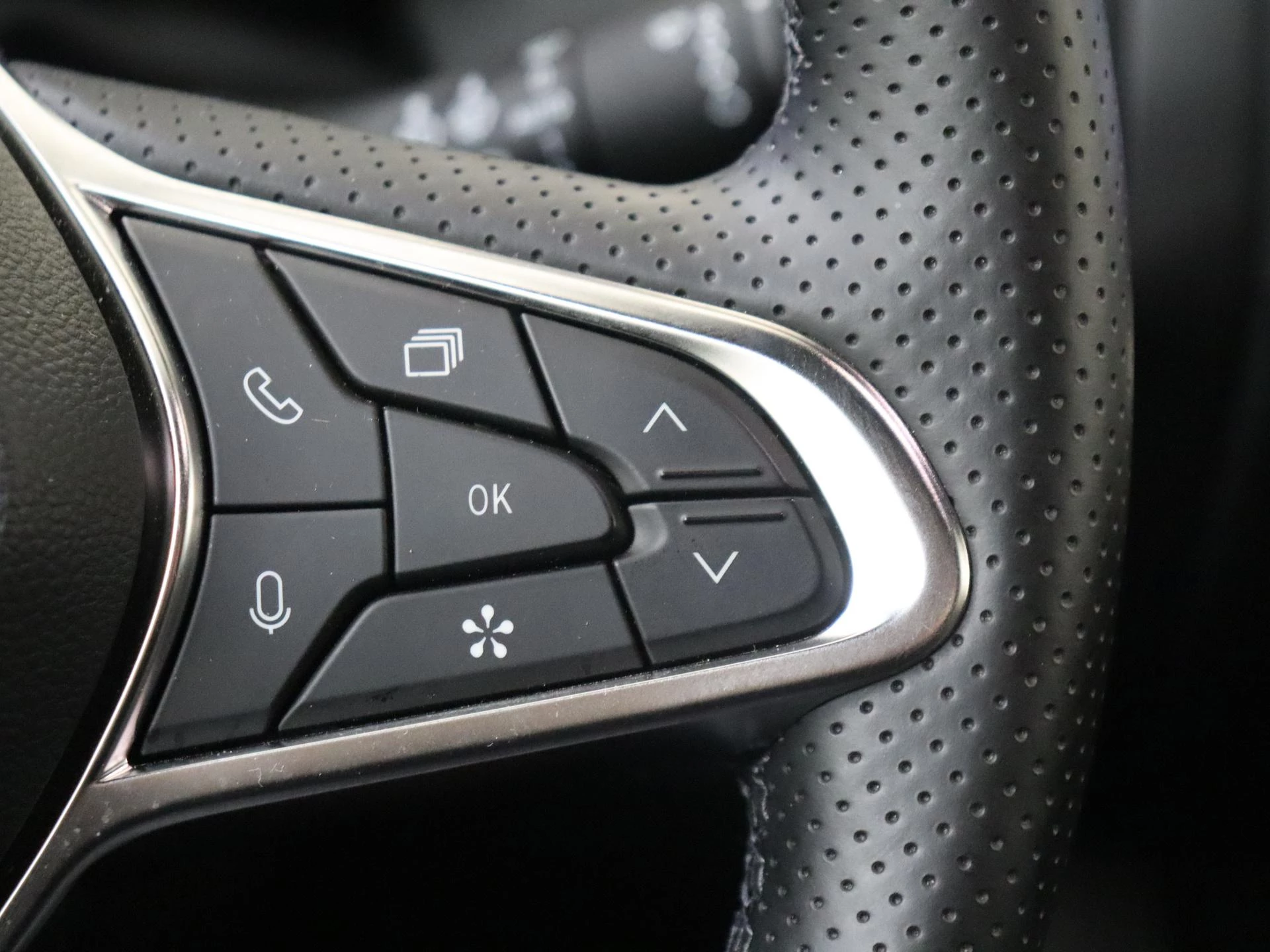 Renault-Captur-image-17