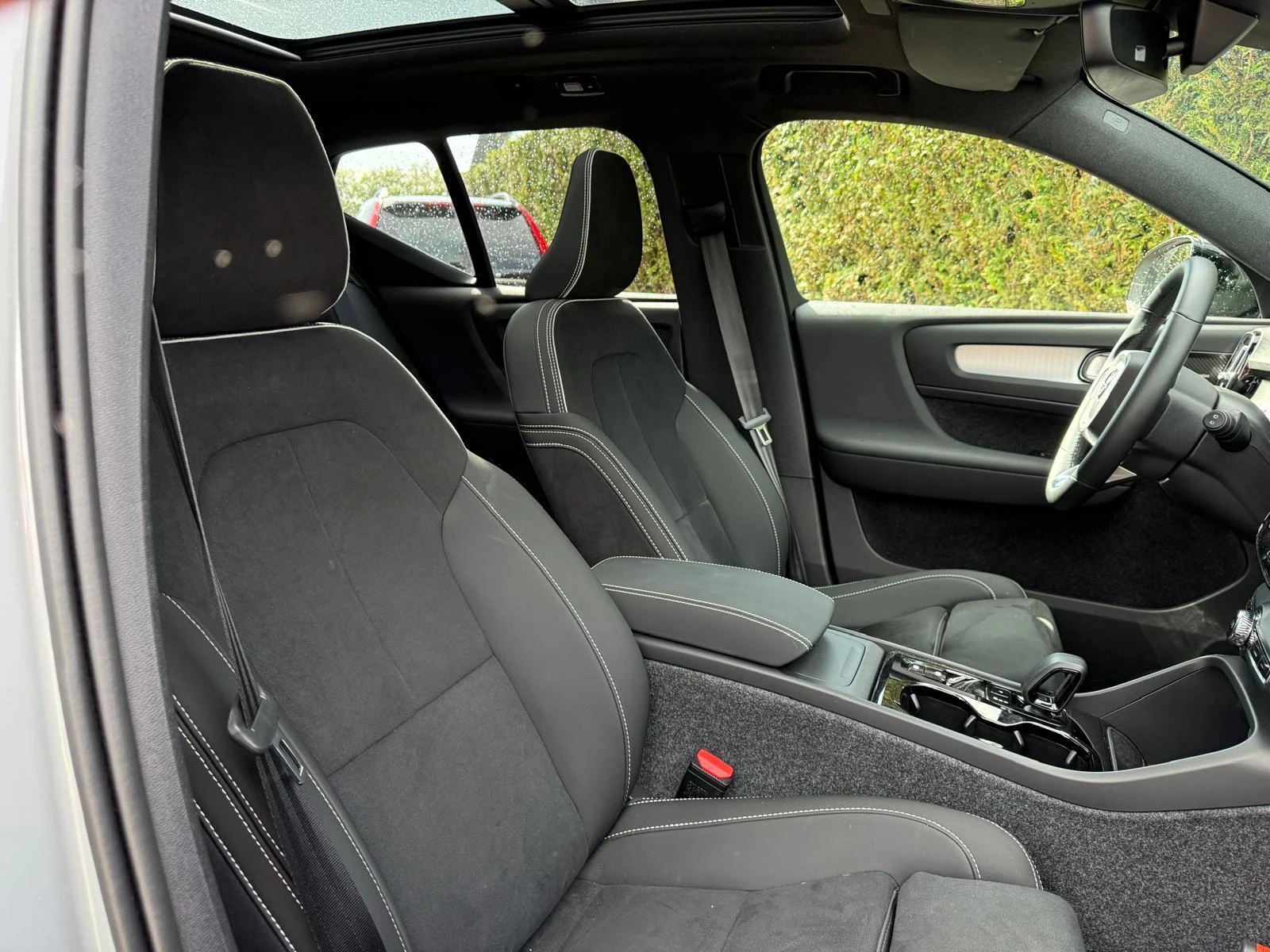 Volvo-XC40-image-3