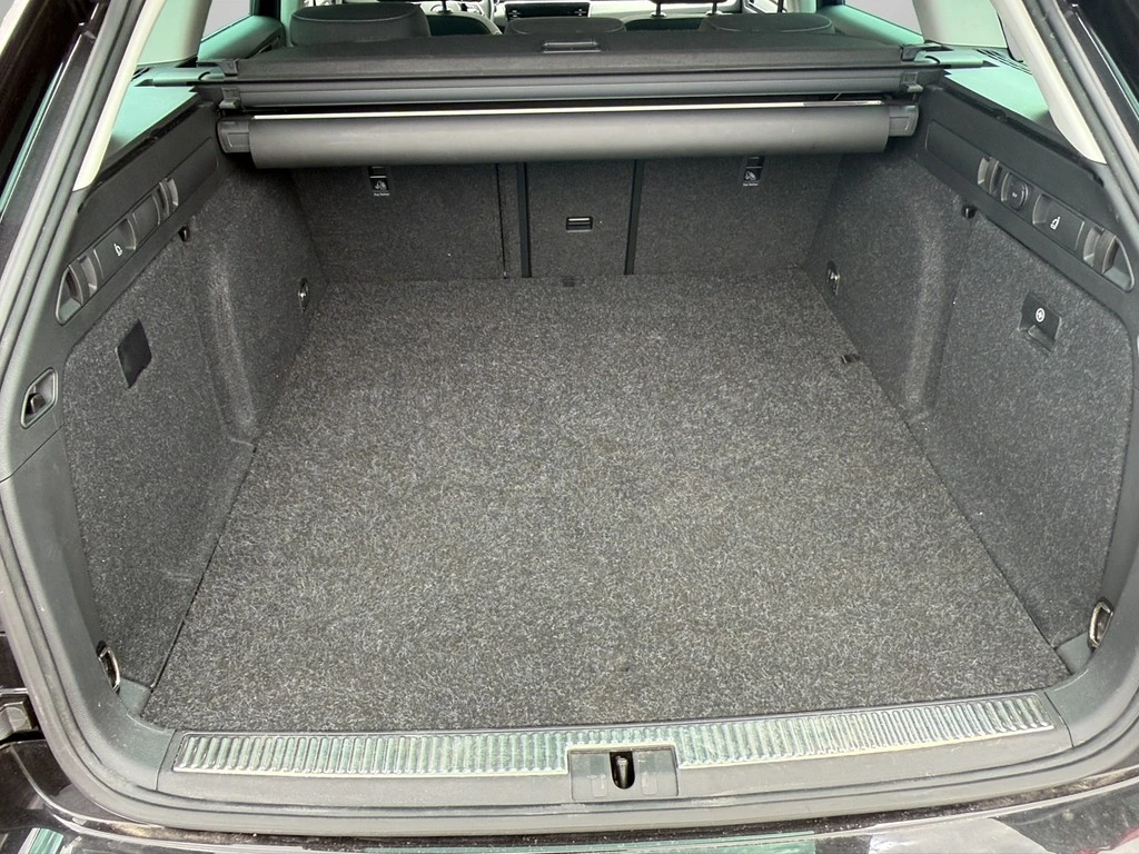 Škoda Superb Combi 1.4 iV Ambition *NAVI*STANDHEIZUNG*LED*