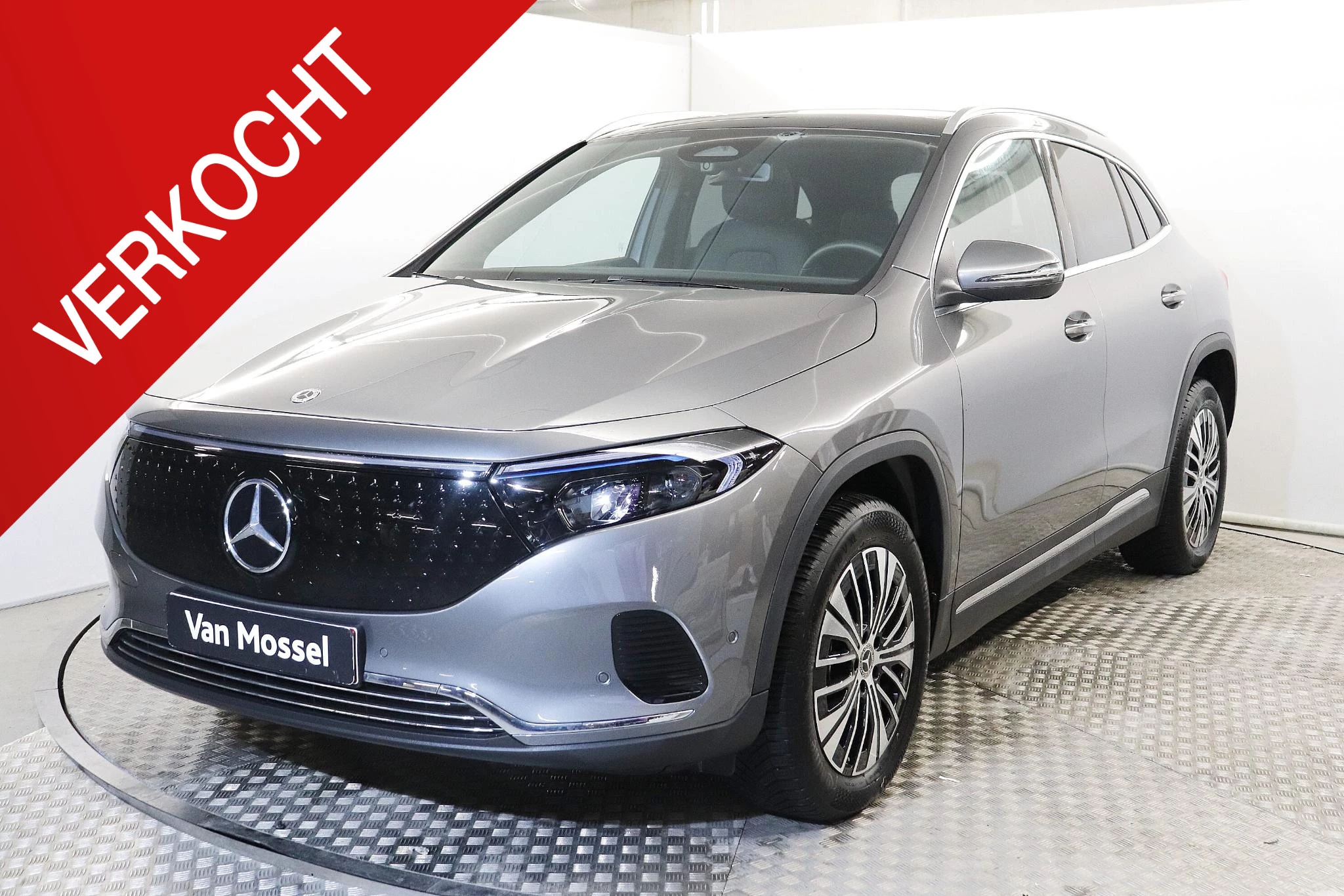 Mercedes-Benz-EQA-image-0