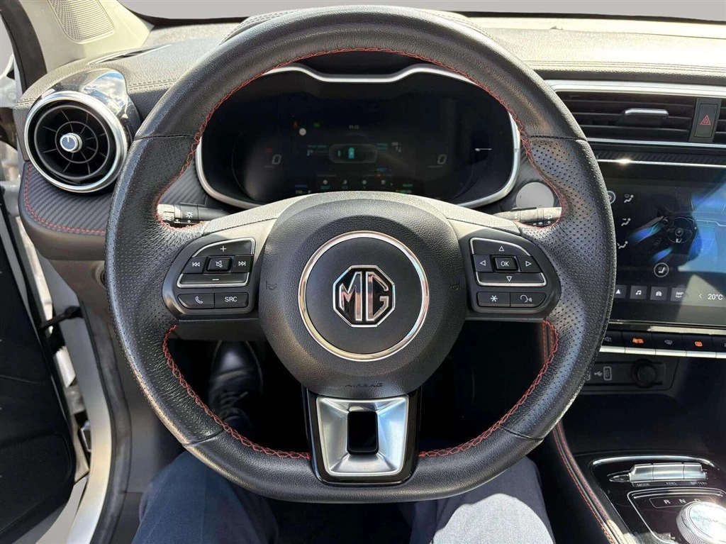 MG-ZS EV-image-9