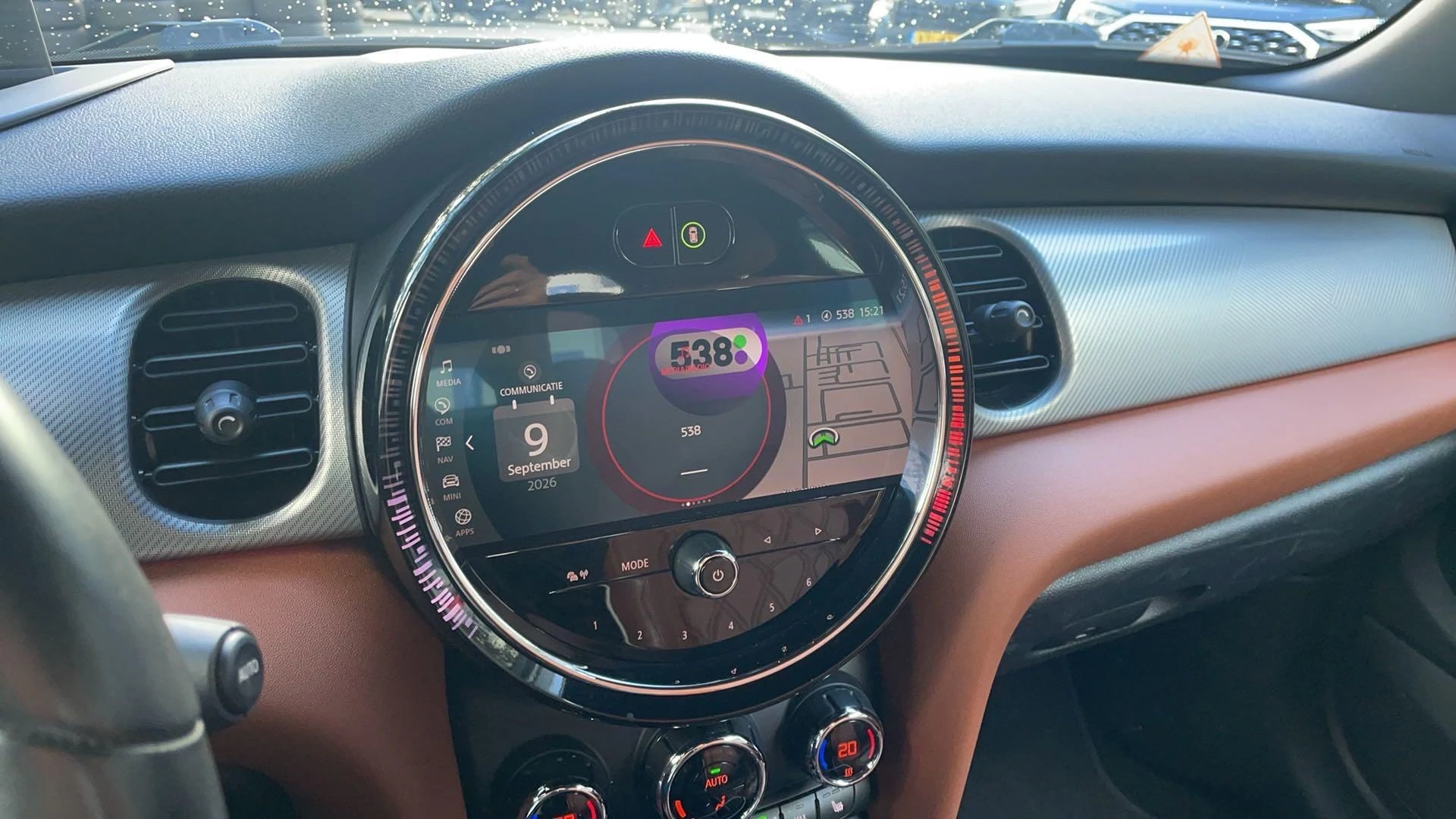 MINI-Cooper S Cabrio-image-12