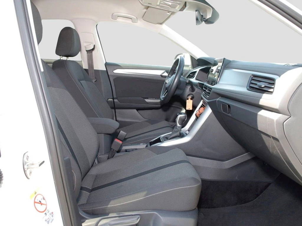 Volkswagen T-Roc 1.5 TSI DSG Life 16" App-Con.+VC ACC LED RFK+PDC SHZ