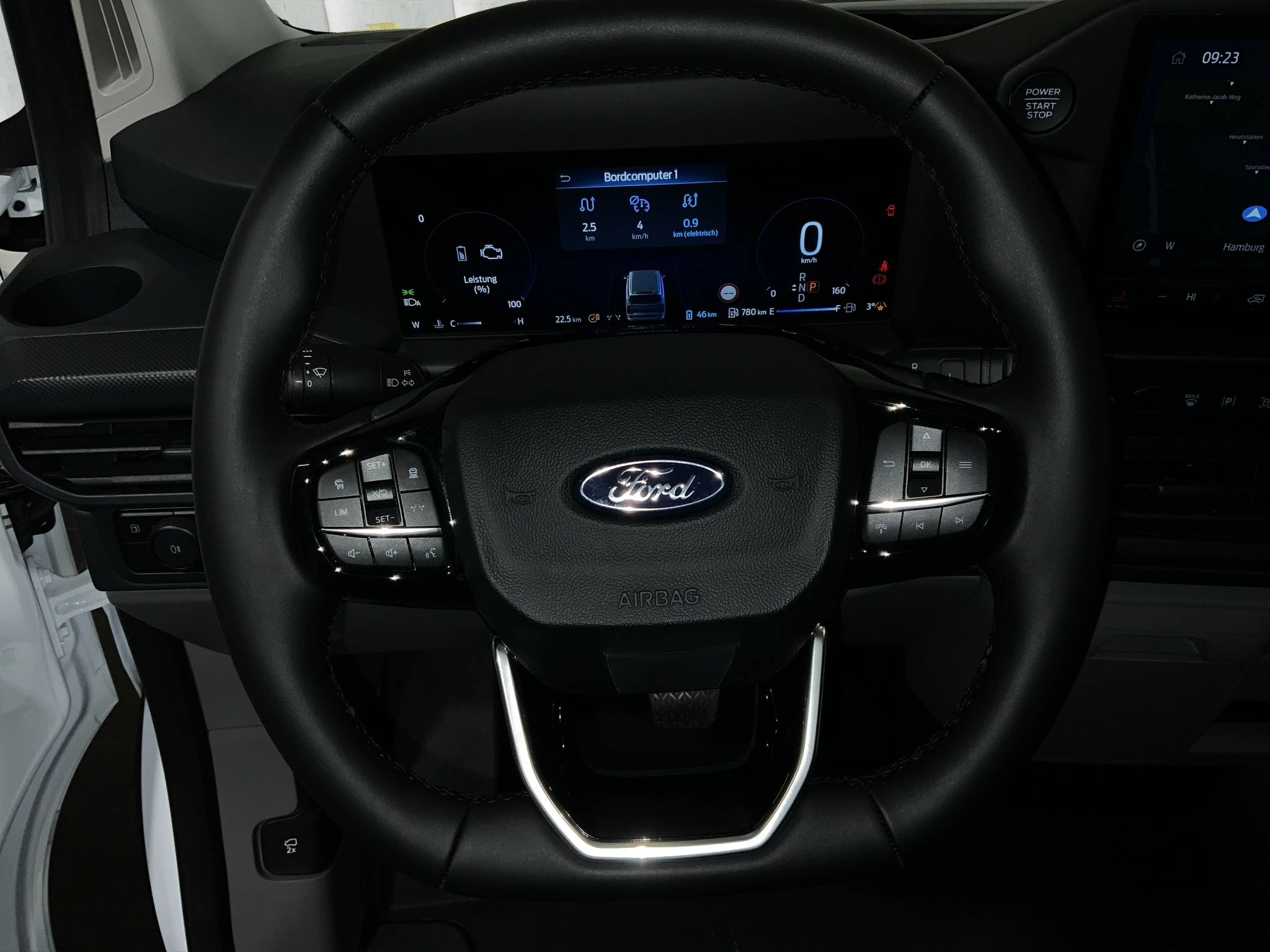 Ford Transit Custom Trend 2.5 Duratec PHEV 320 L1 CVT Kasten-LKW. 171 kW. 4-türig