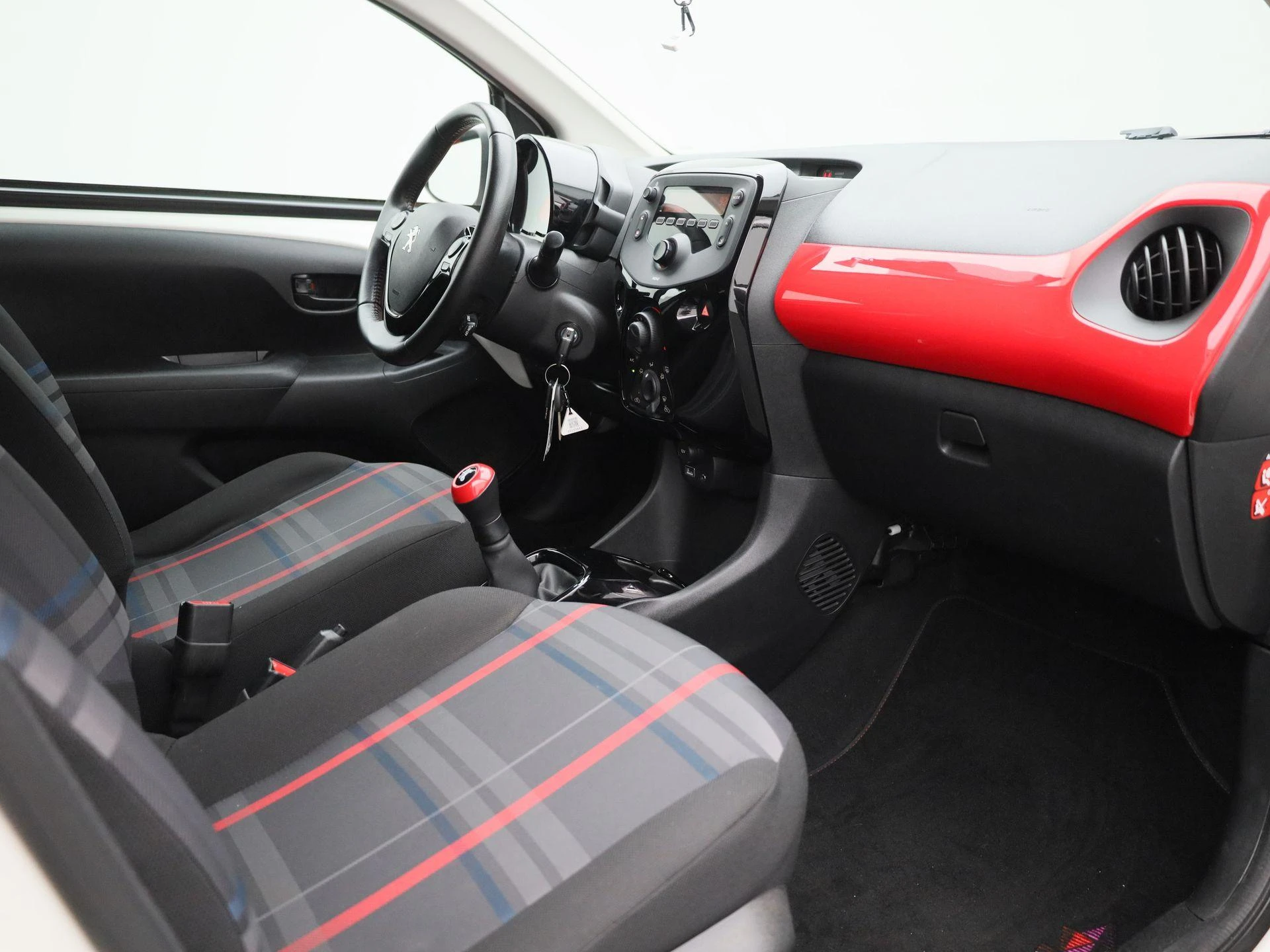 Peugeot-108-image-27