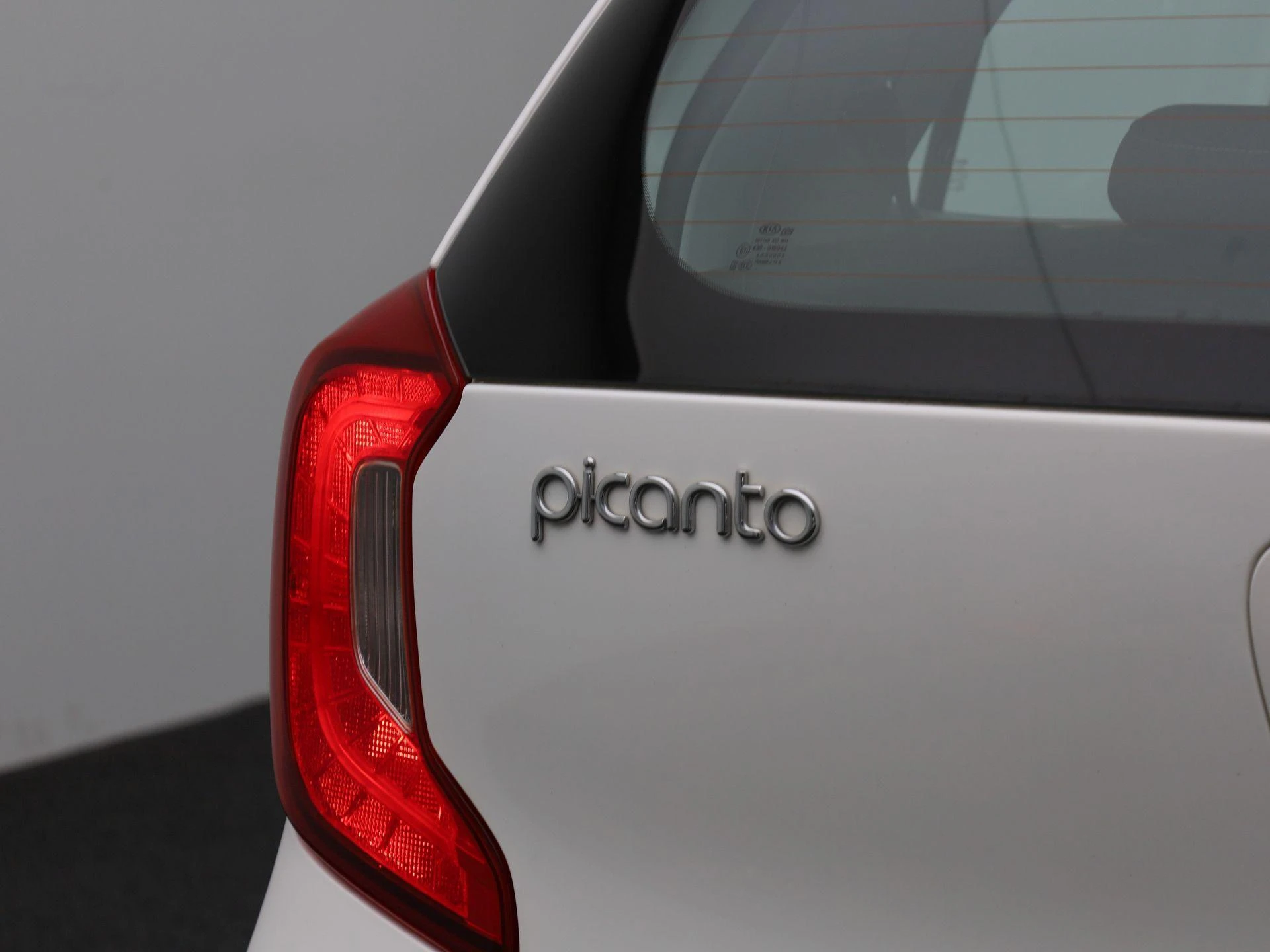 Kia-Picanto-image-32