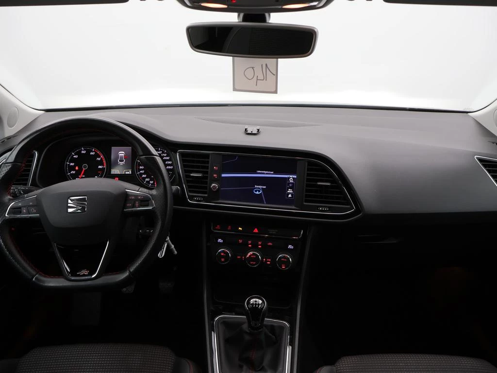 SEAT Leon ST Leon ST 1.4TSI FR 125PK *TREKHAAK*BLTH*APP-CONNECT*PDC ACHTER*NAVI*...*