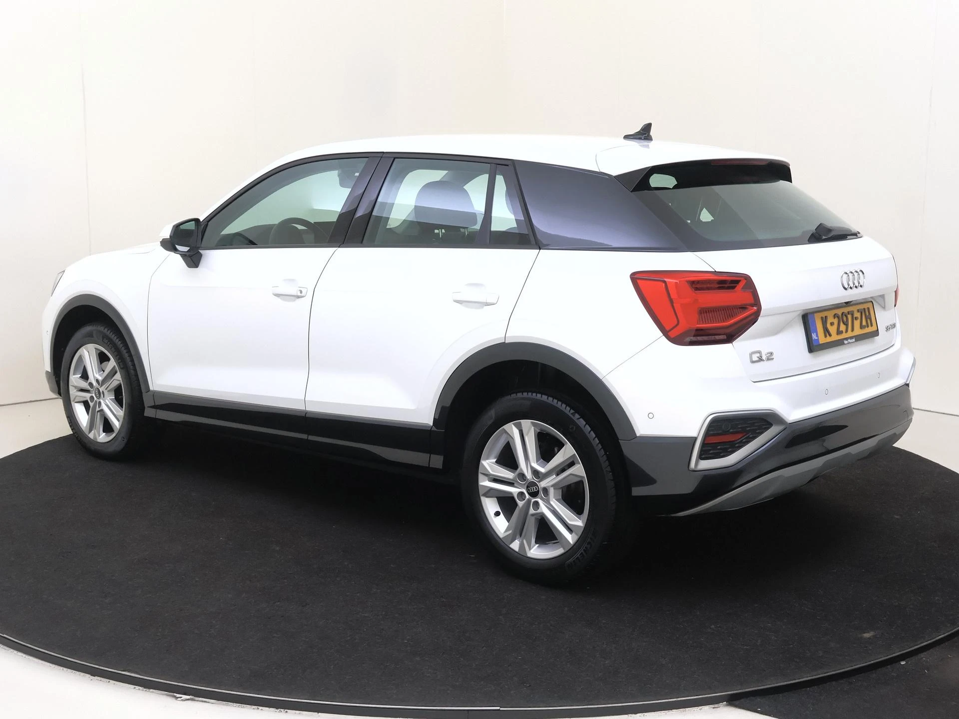 Audi-Q2-image-2