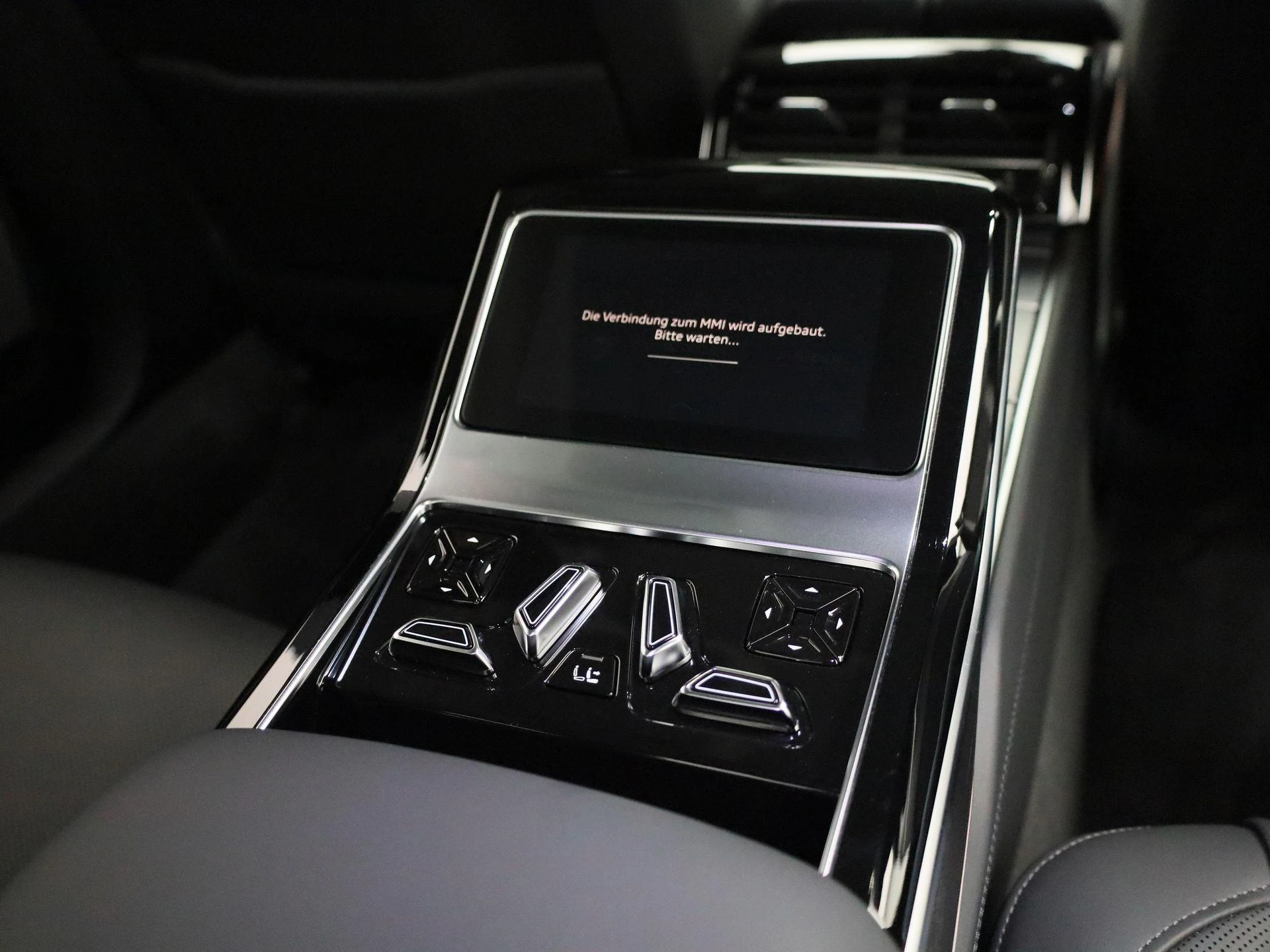 Audi-A8-image-58