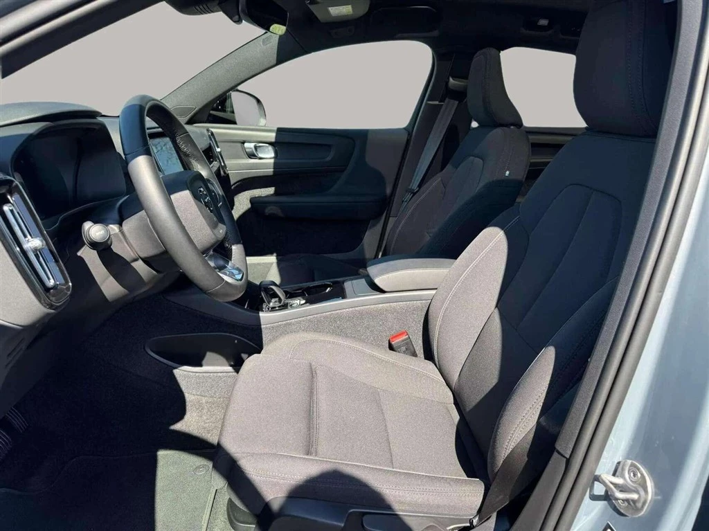 Volvo C40 P6 Recharge Core 231HK 4d Aut.