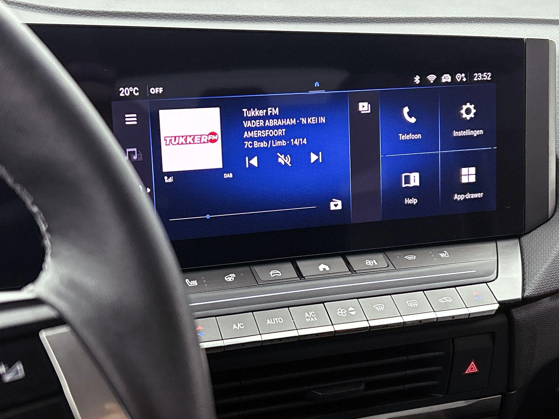 Opel-Astra-image-6