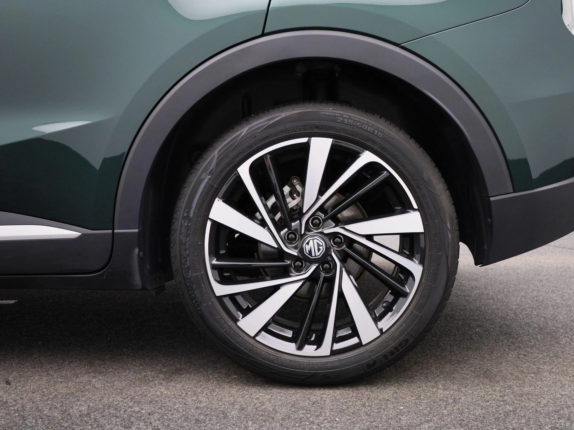 MG-ZS-image-12