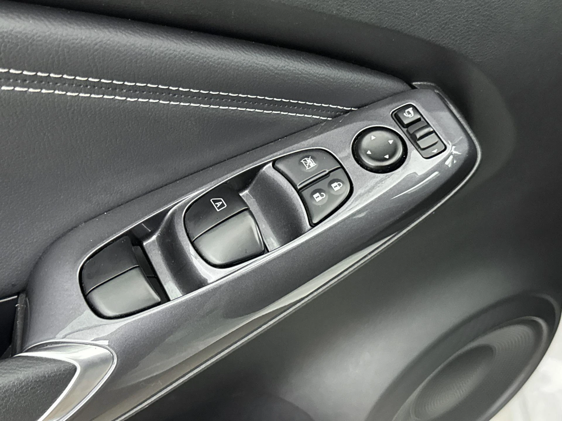 Nissan-Juke-image-13