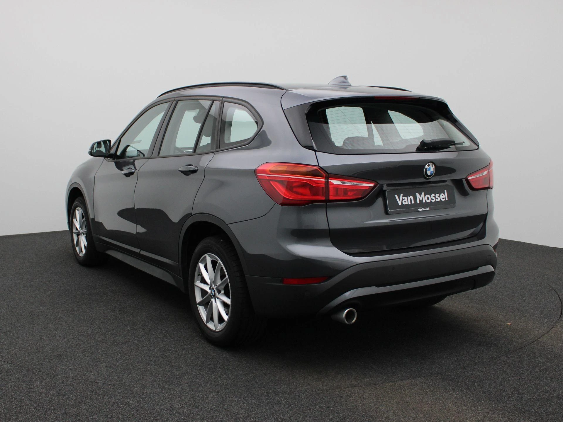 BMW-X1-image-1