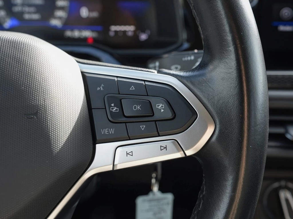 Volkswagen-Polo-image-18