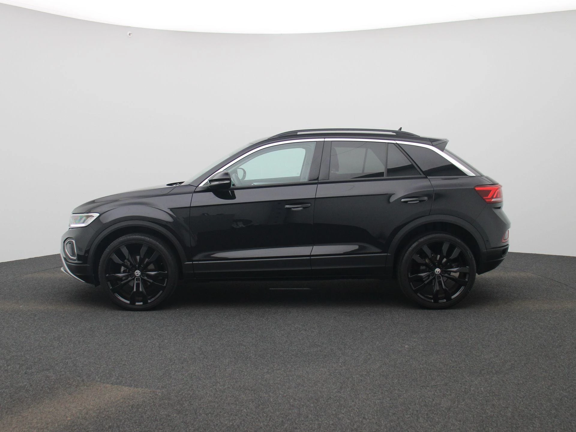 Volkswagen T-Roc 1.5 TSI Life Business 150 PK|