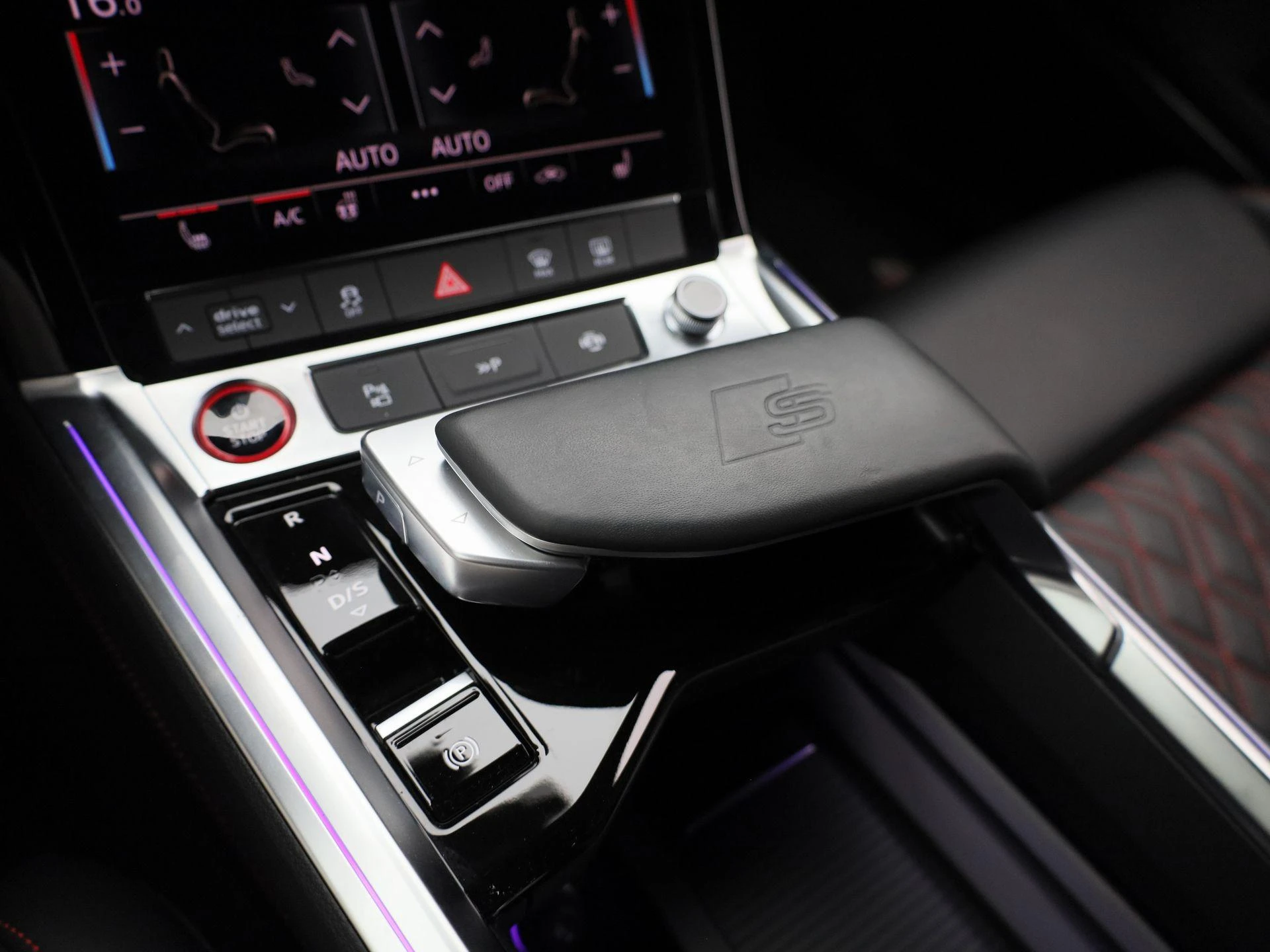 Audi-Q8 Sportback e-tron-image-30