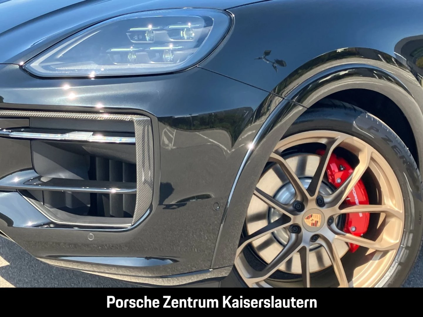 Porsche Cayenne GTS Coupe InnoDrive HA-Lenkung Head-Up gts