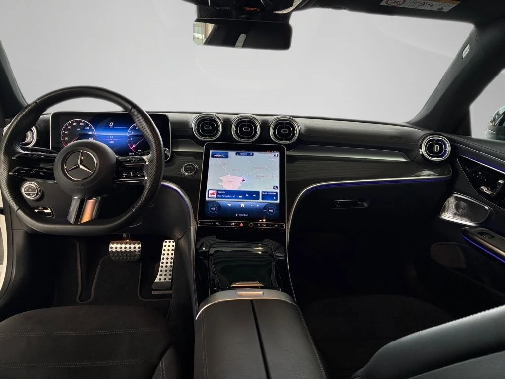 Mercedes-Benz-CLE 200-image-11