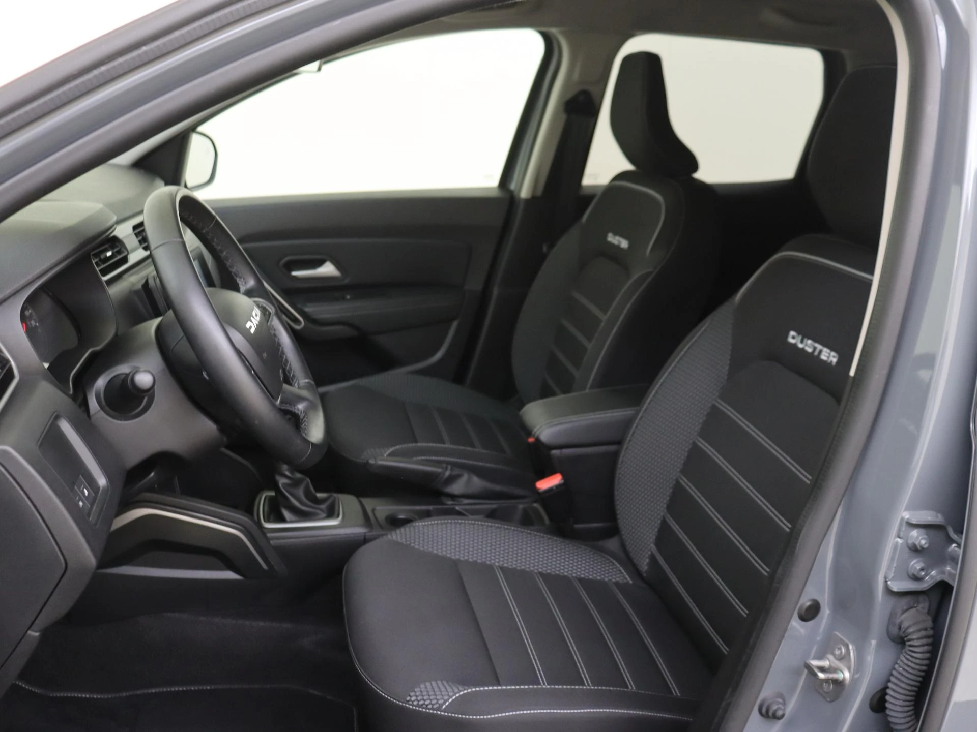 Dacia-Duster-image-11
