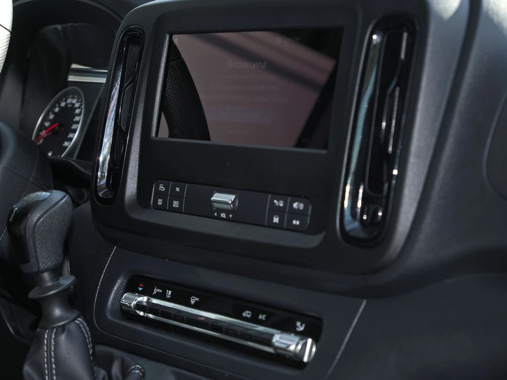 Mercedes-Benz-Vito 116-image-9