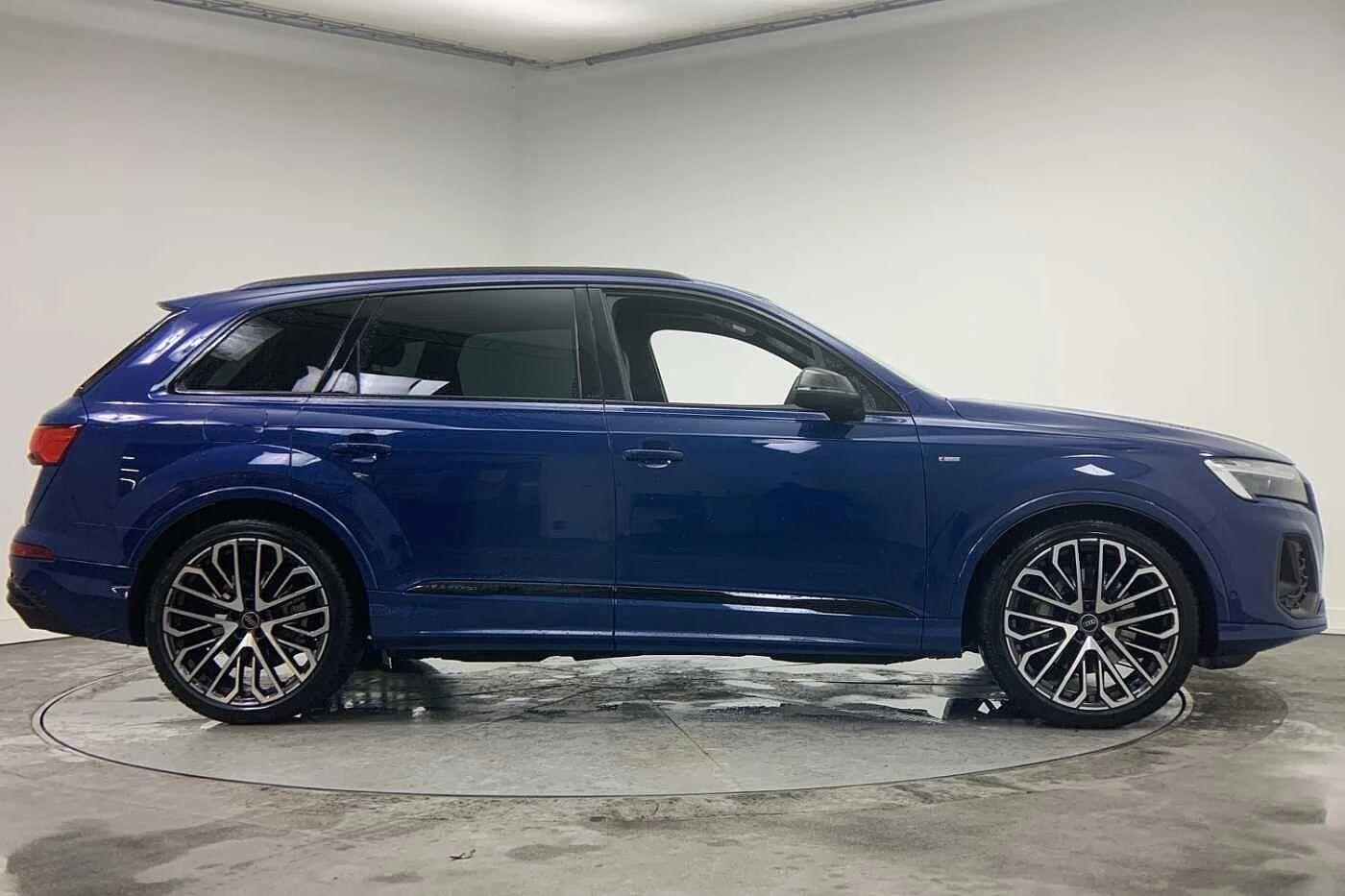 Audi-Q7-image-3