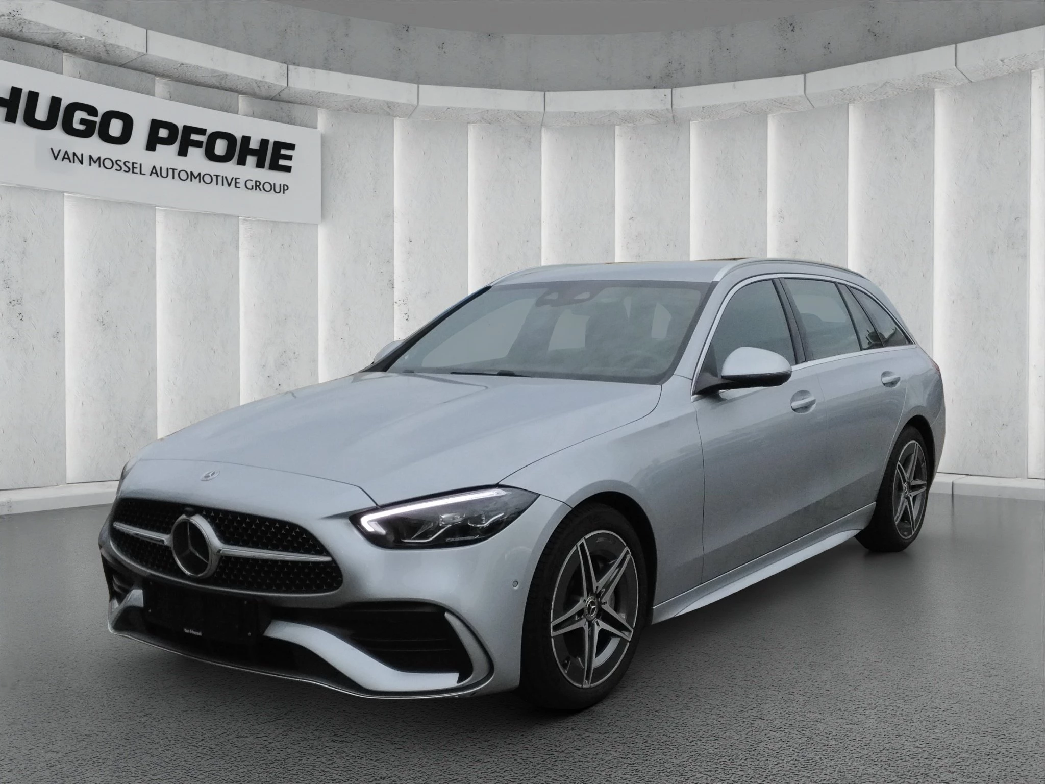 Mercedes-Benz-C-Klasse-image-0