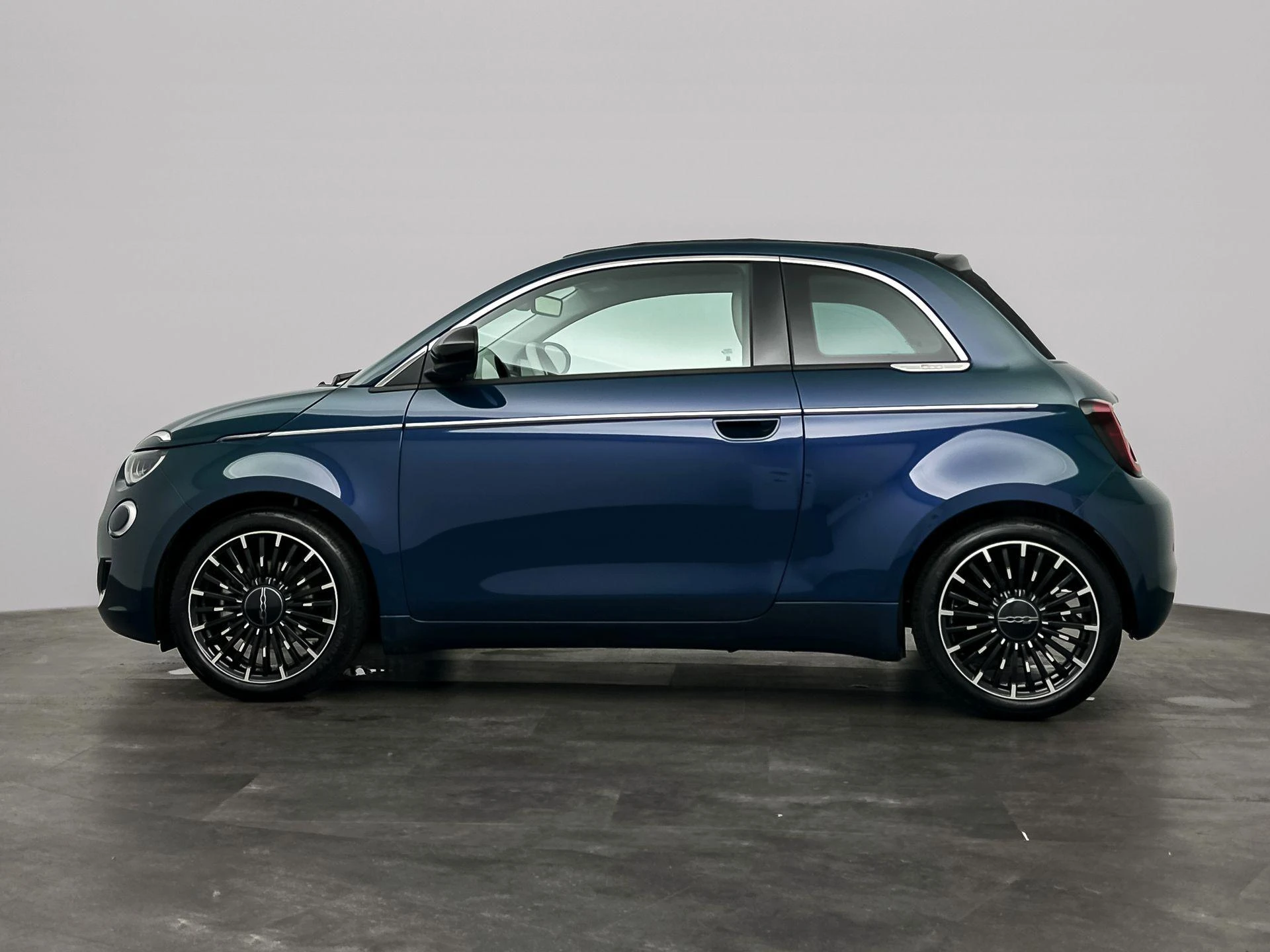 Fiat 500 Cabrio 1.0 Hybrid La Prima