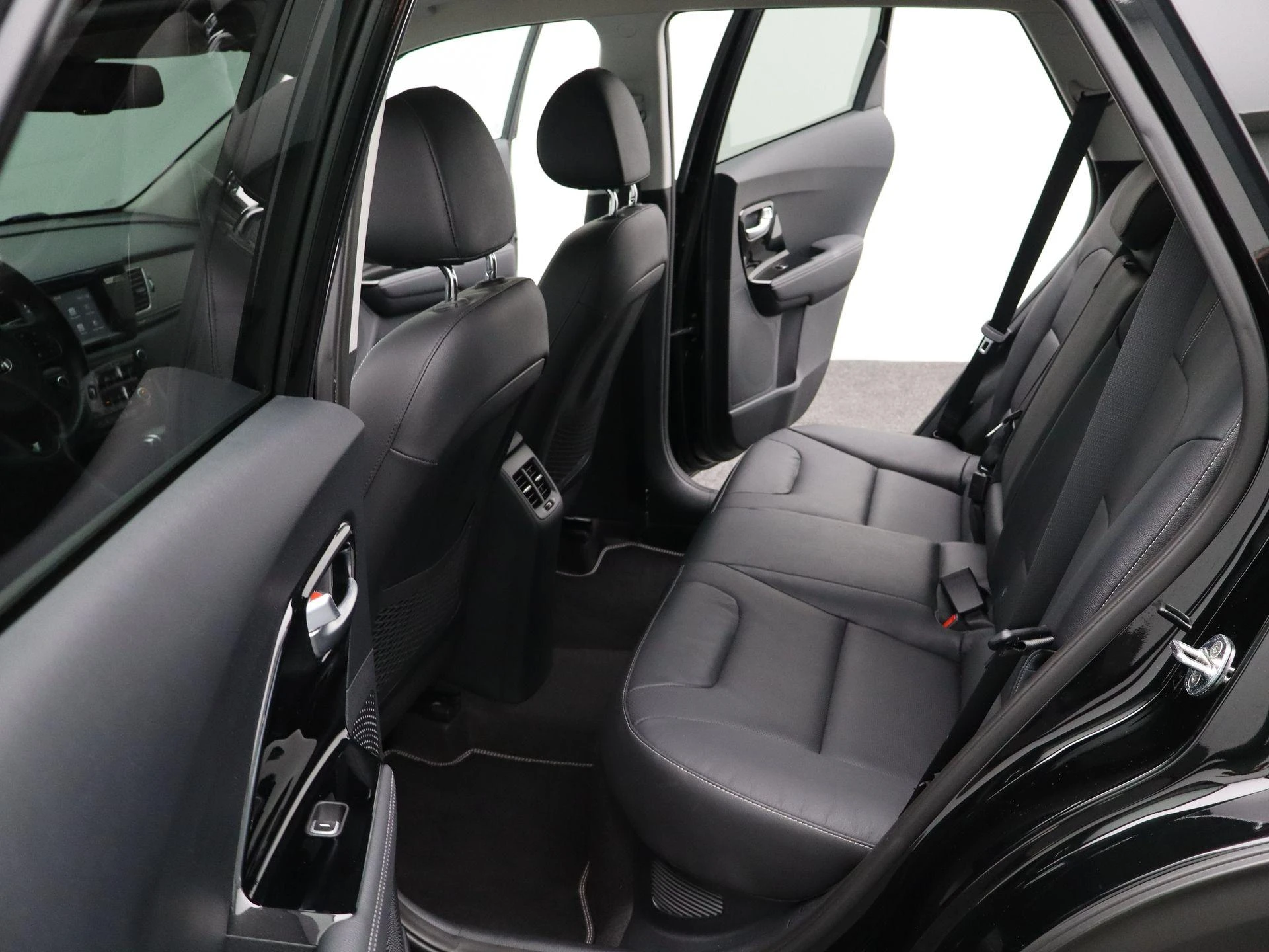 Kia-Niro-image-37