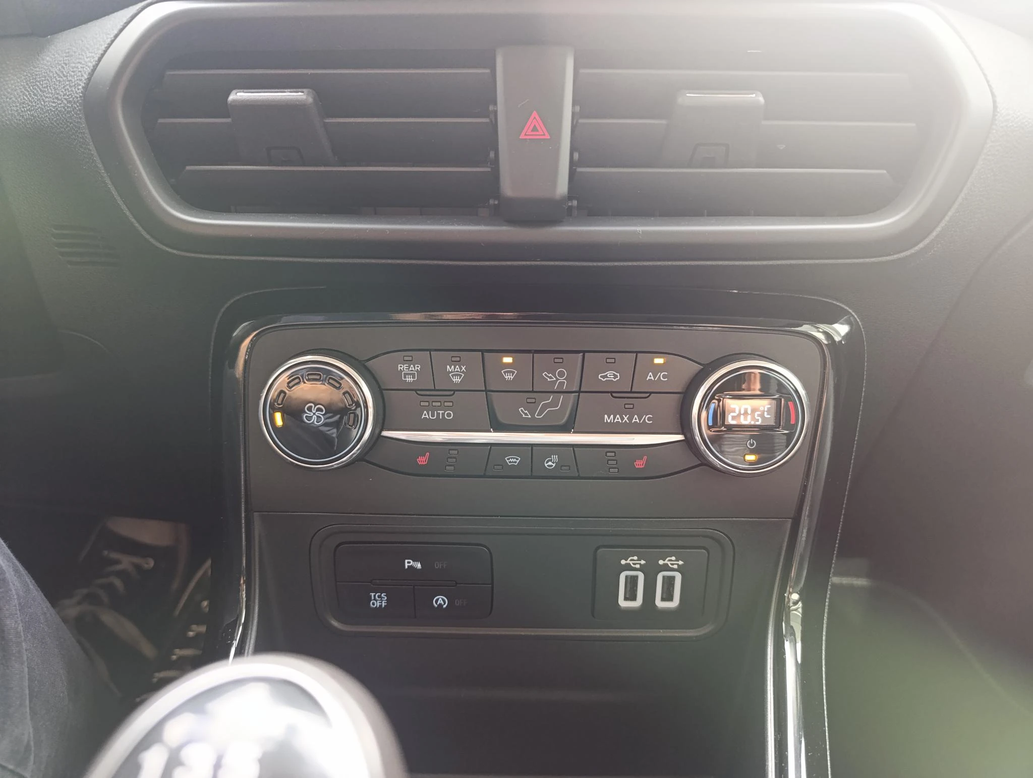 Ford-EcoSport-image-22