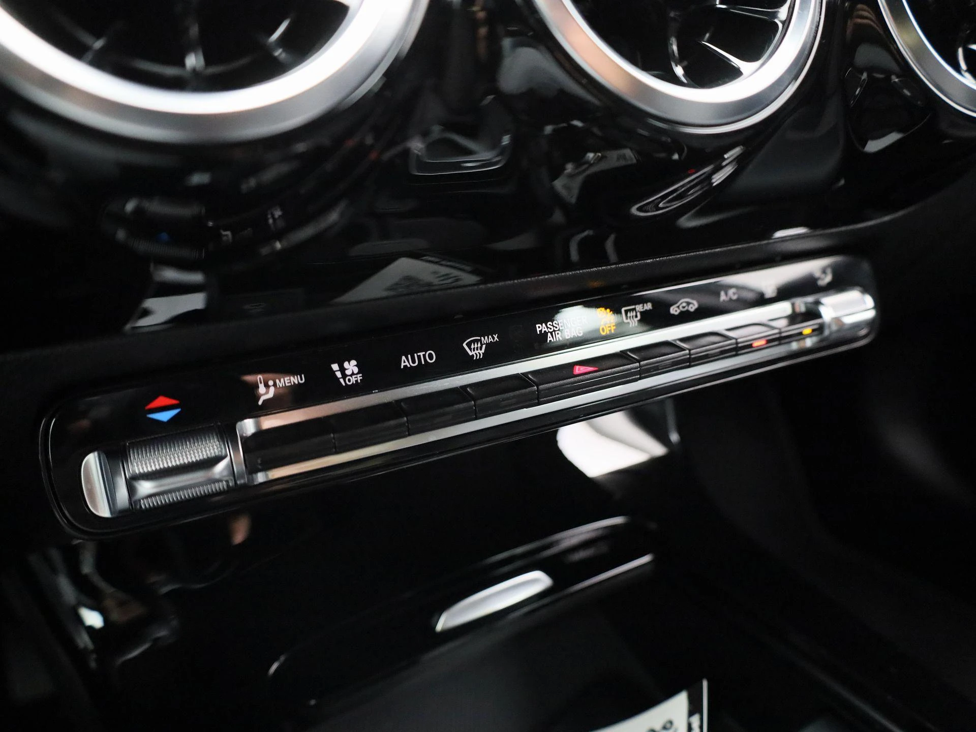 Mercedes-Benz-A-Klasse-image-34