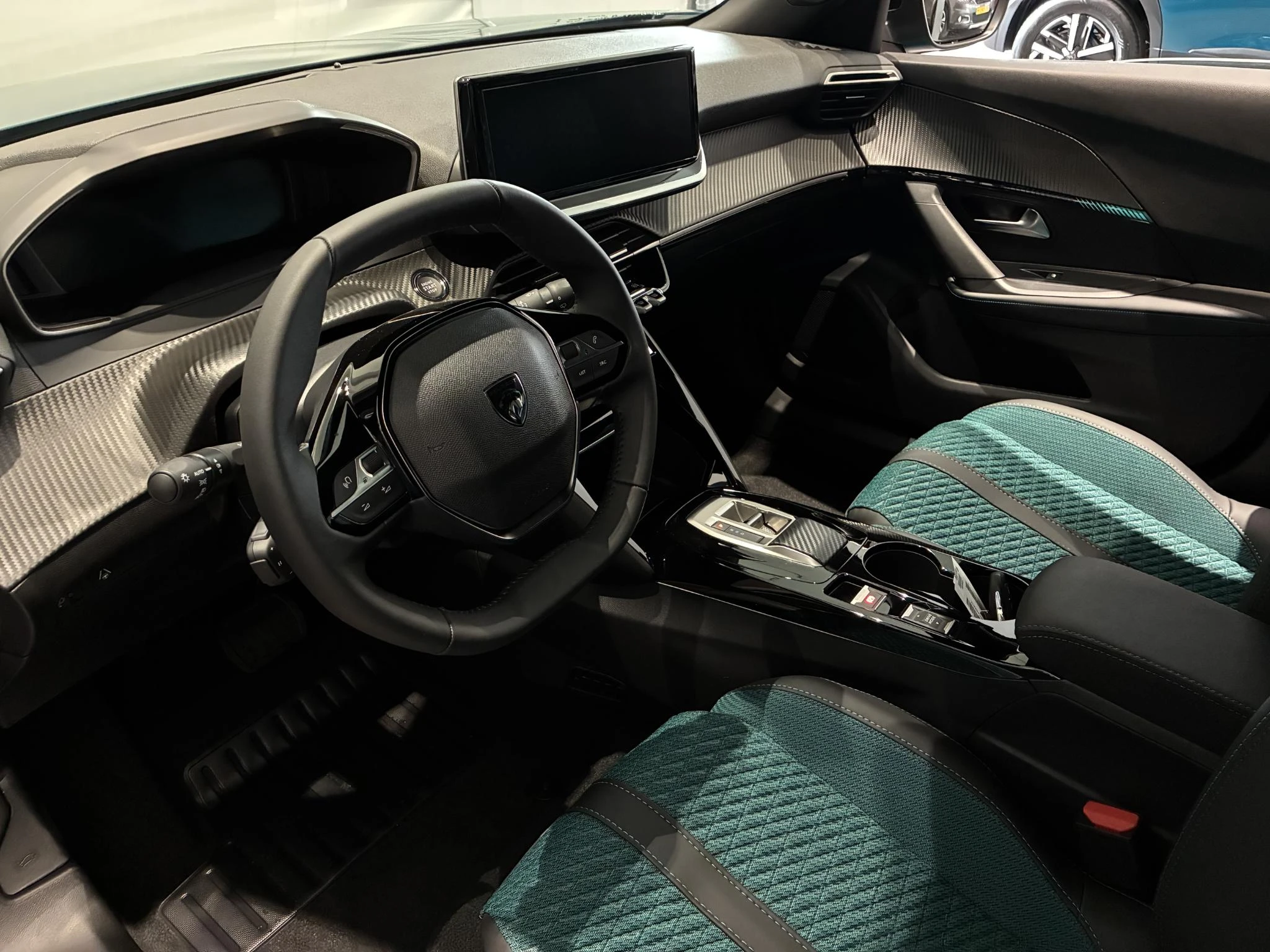 Peugeot-2008-image-7
